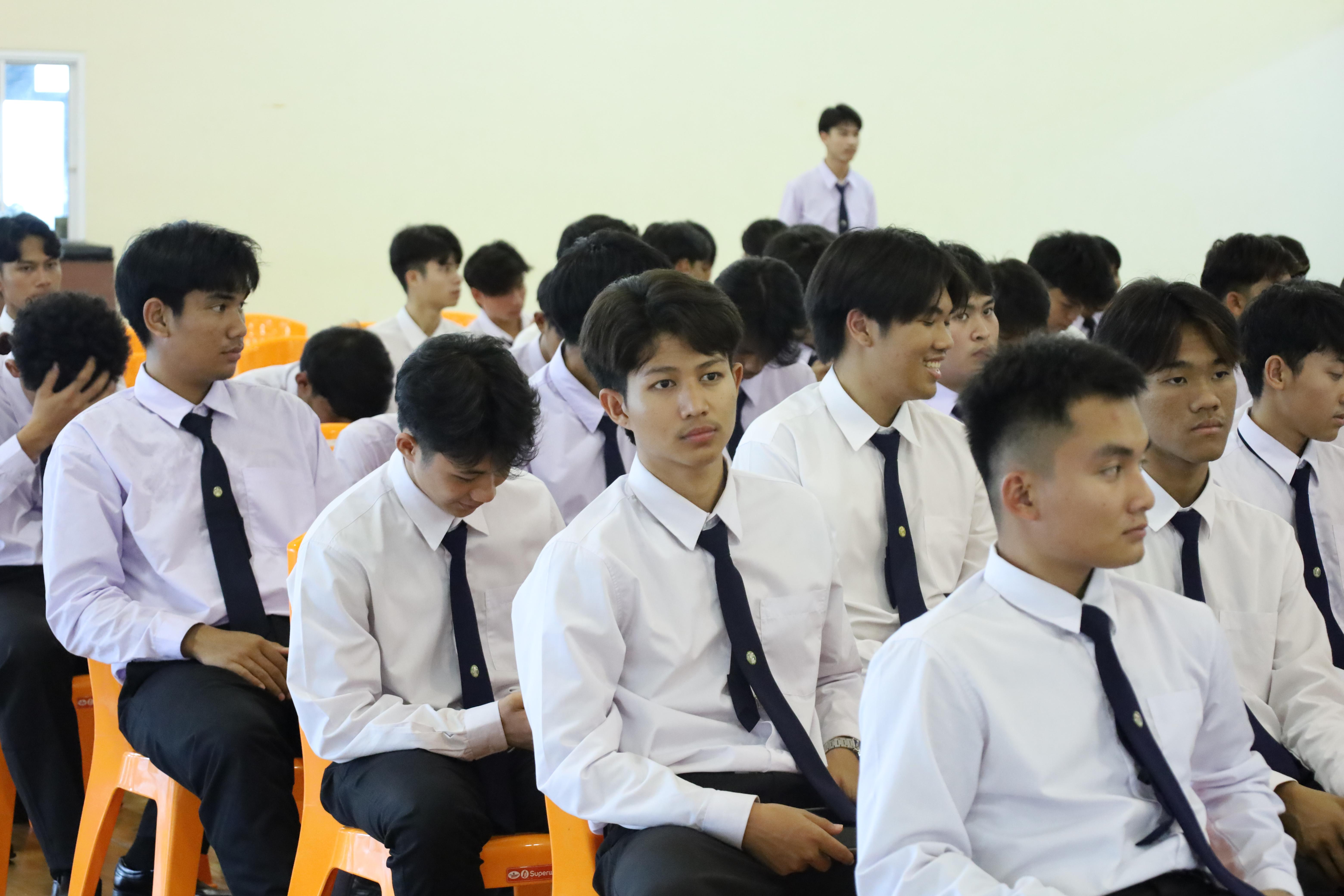 7. พิธีไหว้ครูโปรแกรมวิชาพลศึกษา