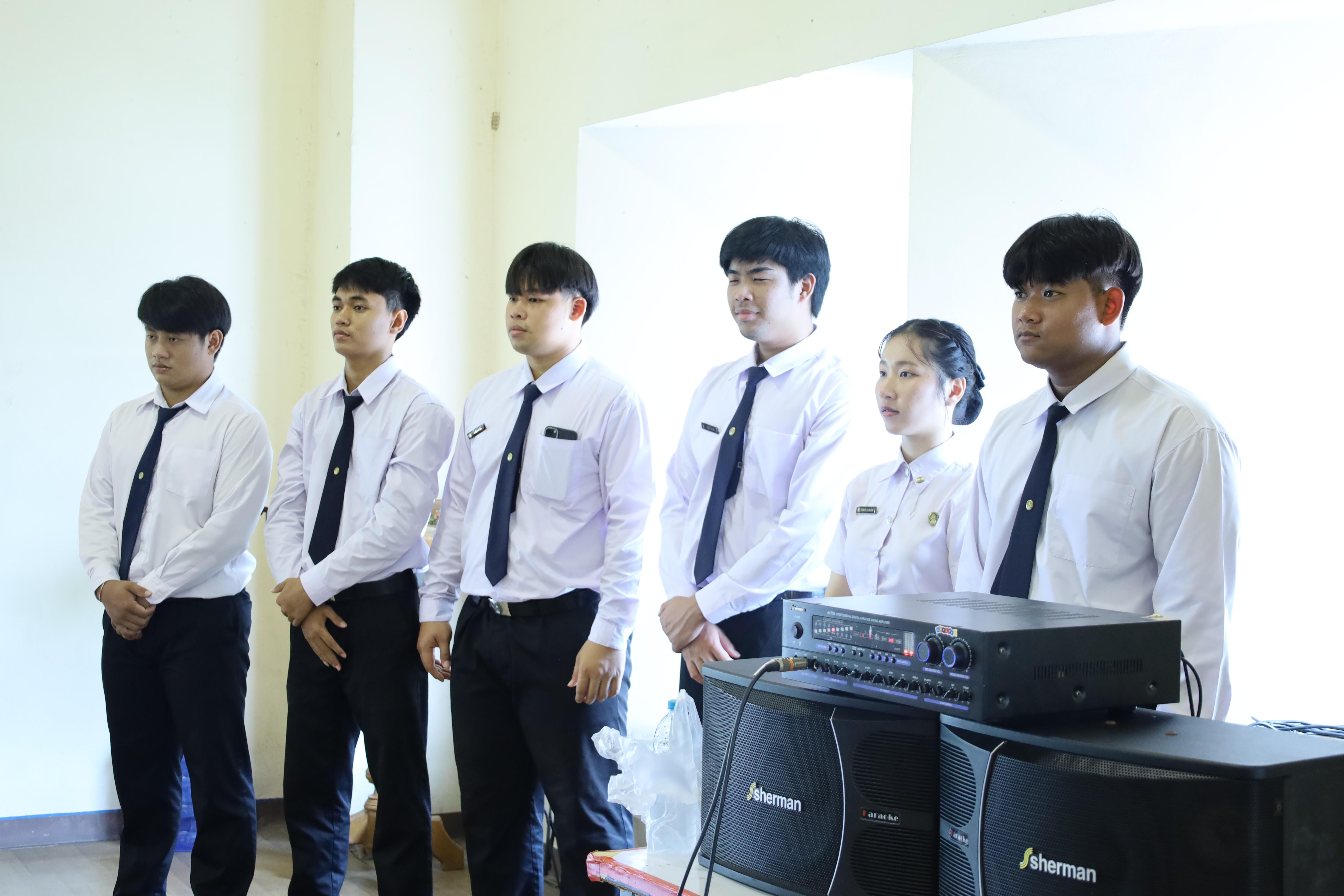 8. พิธีไหว้ครูโปรแกรมวิชาพลศึกษา