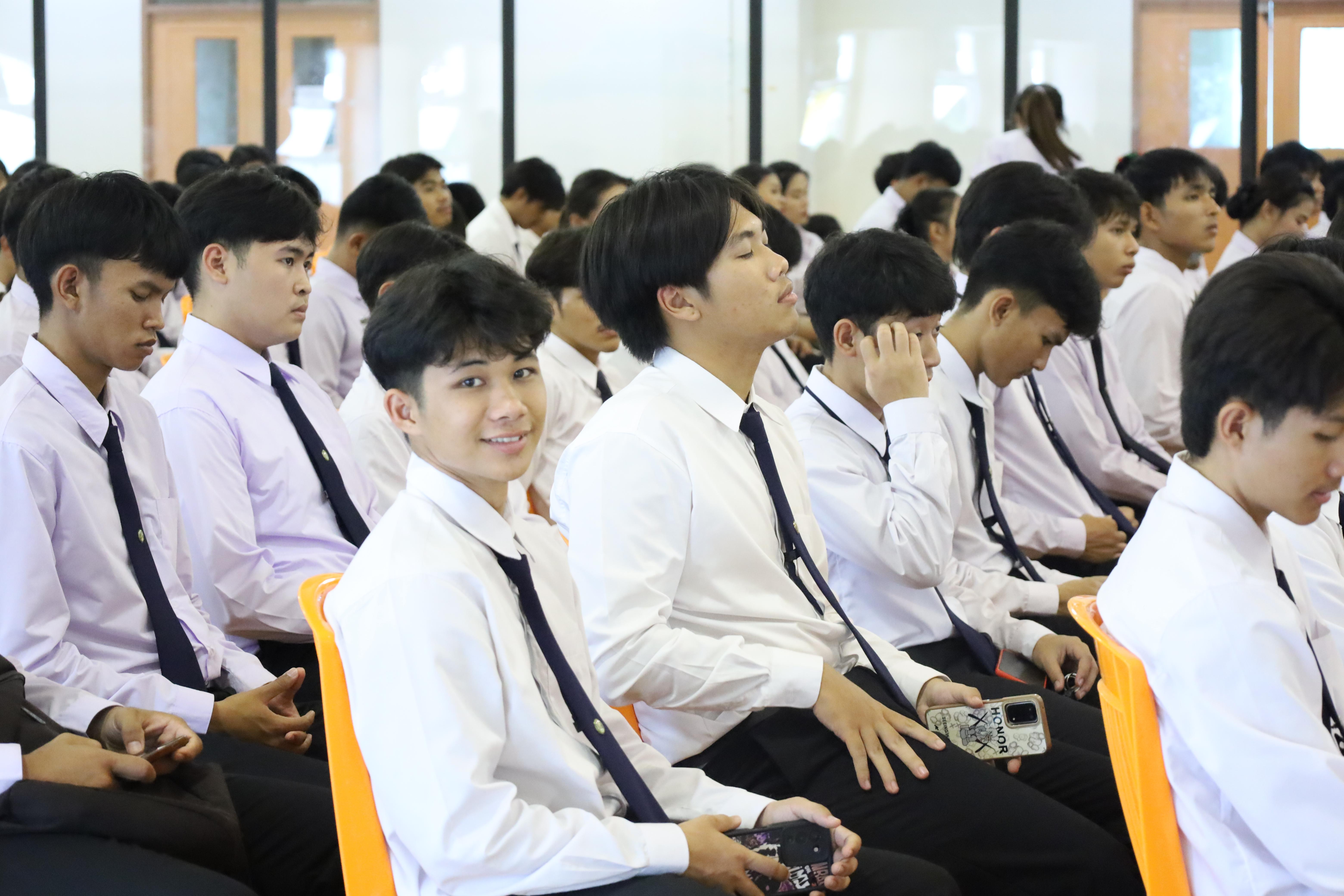 107. พิธีไหว้ครูโปรแกรมวิชาพลศึกษา