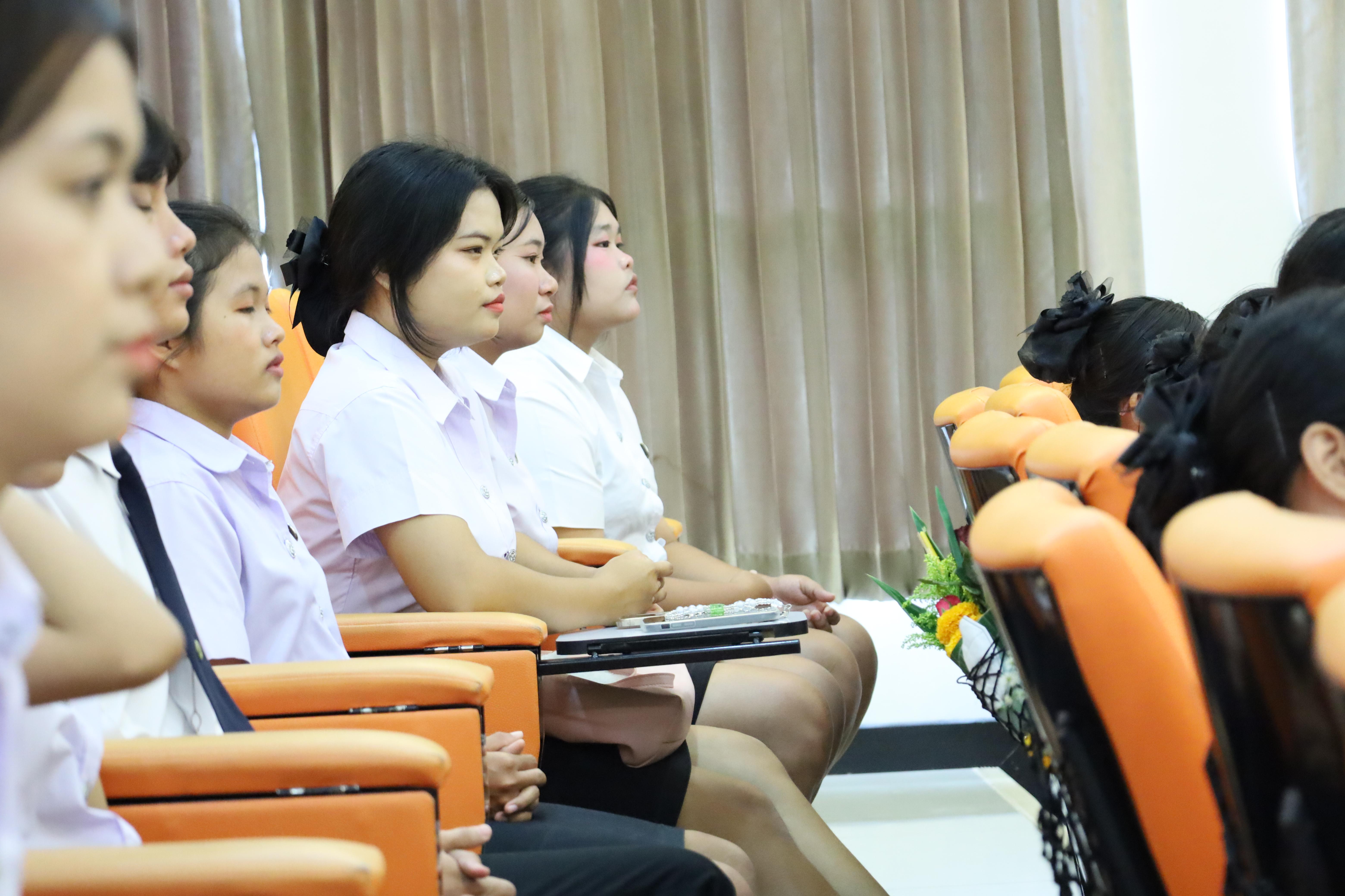 85. พิธีไหว้ครูโปรแกรมวิชาสังคมศึกษา
