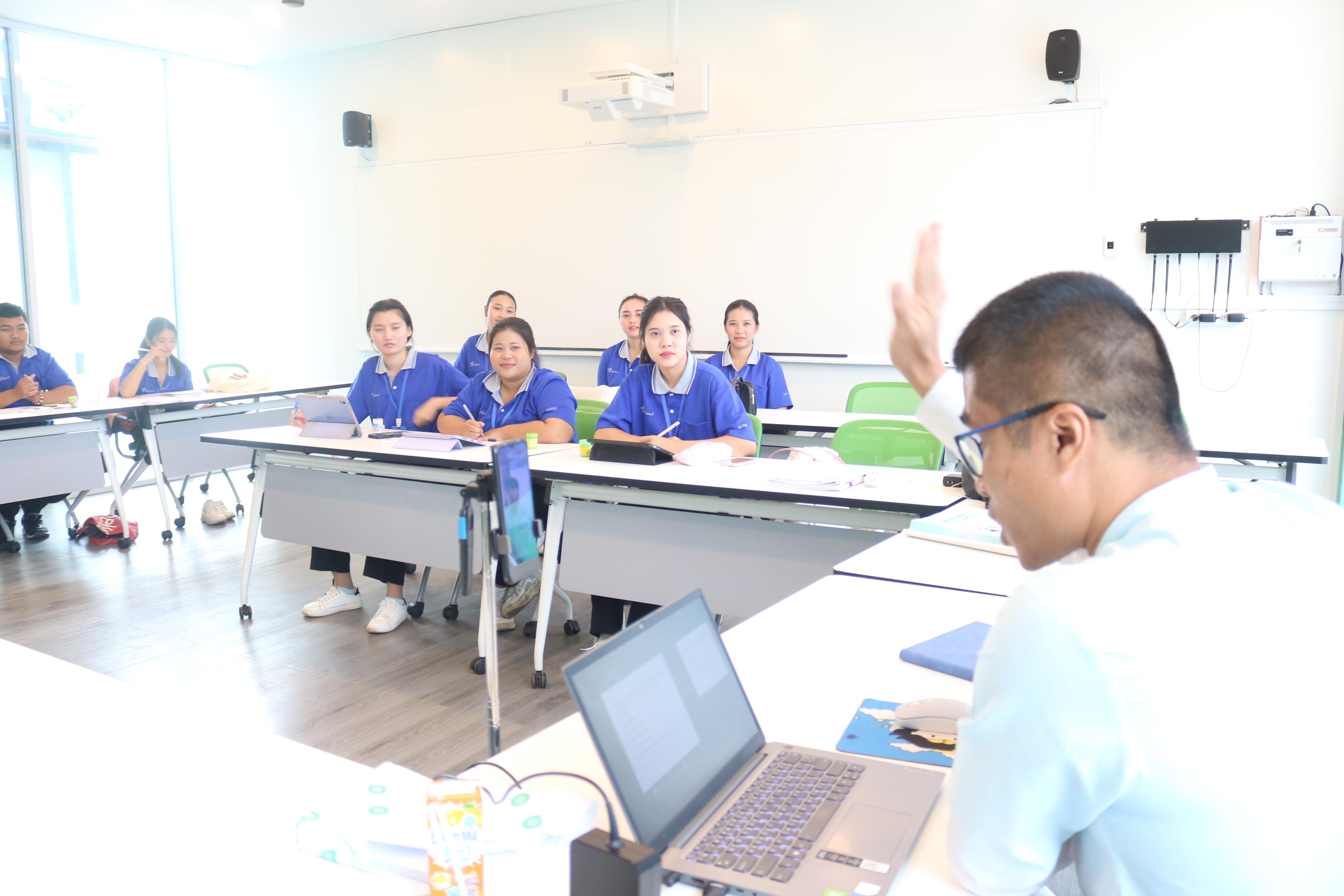 16. กิจกรรมเตรียมความพร้อมโปรแกรมวิชาวิทยาศาสตร์ทั่วไป