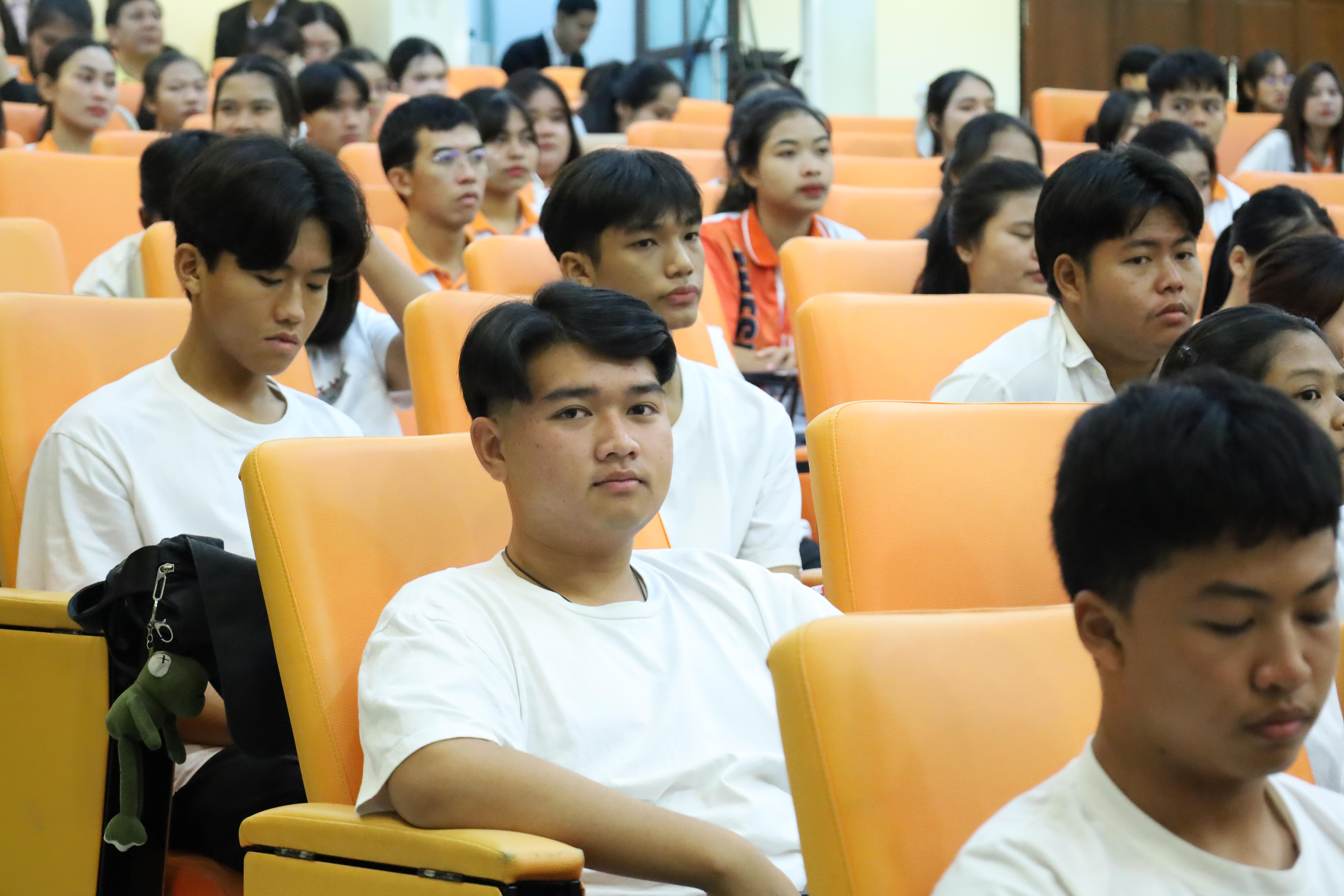 7. สัมมนาวิชาการ"บุหรี่ไฟฟ้าในสถานศึกษา"