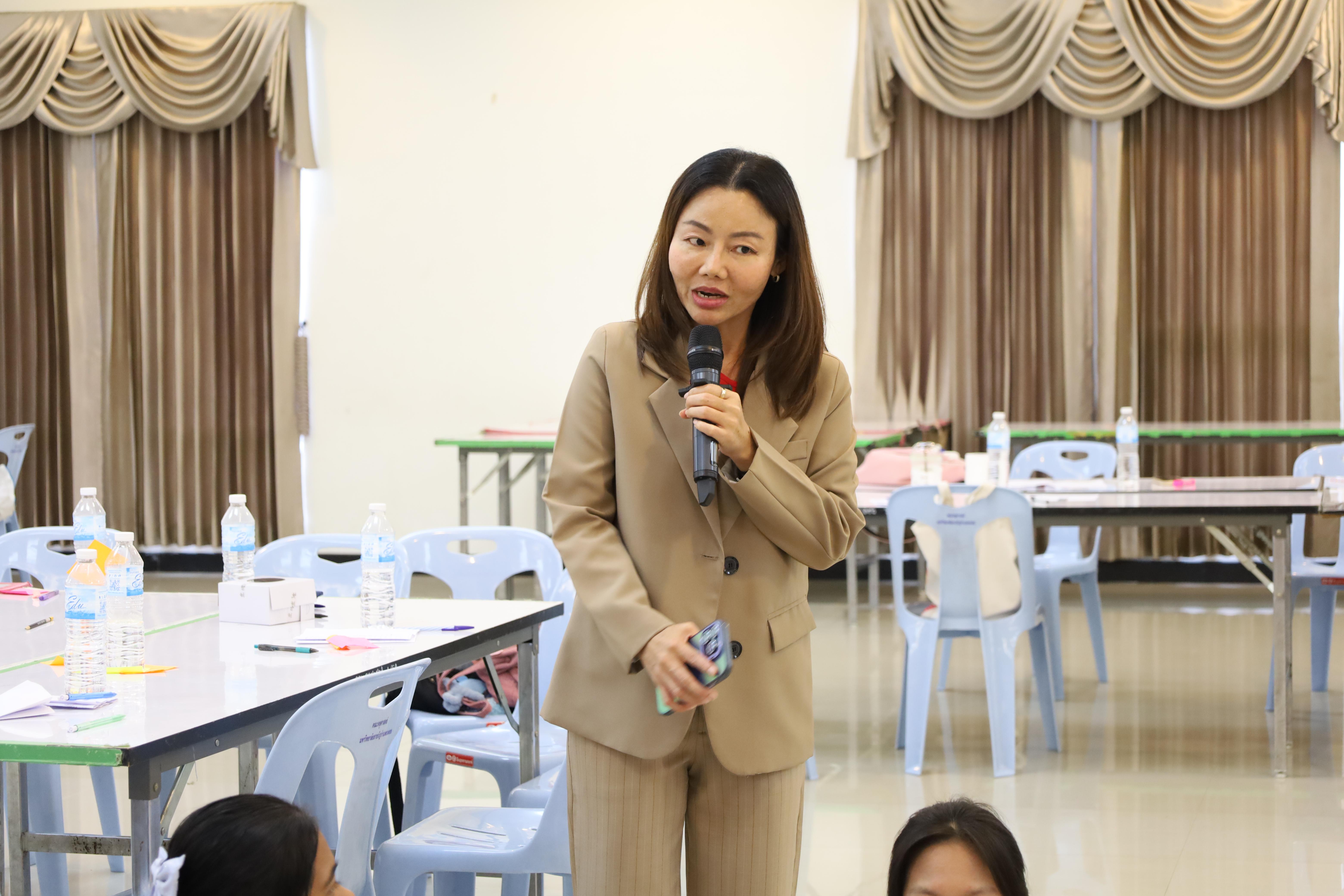 5. โครงการส่งเสริมคุณลักษณะความเป็นครูประถมศึกษา