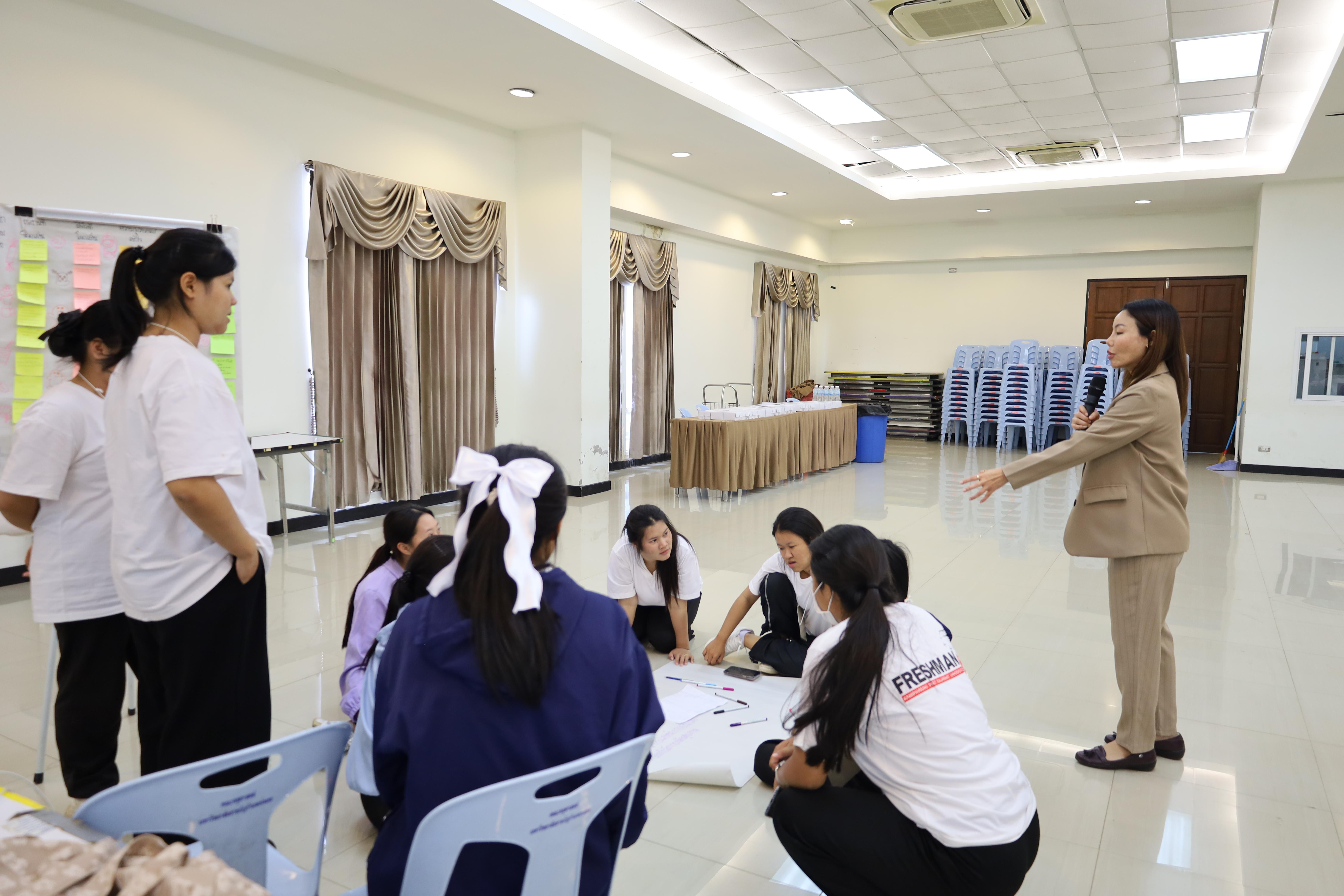 10. โครงการส่งเสริมคุณลักษณะความเป็นครูประถมศึกษา