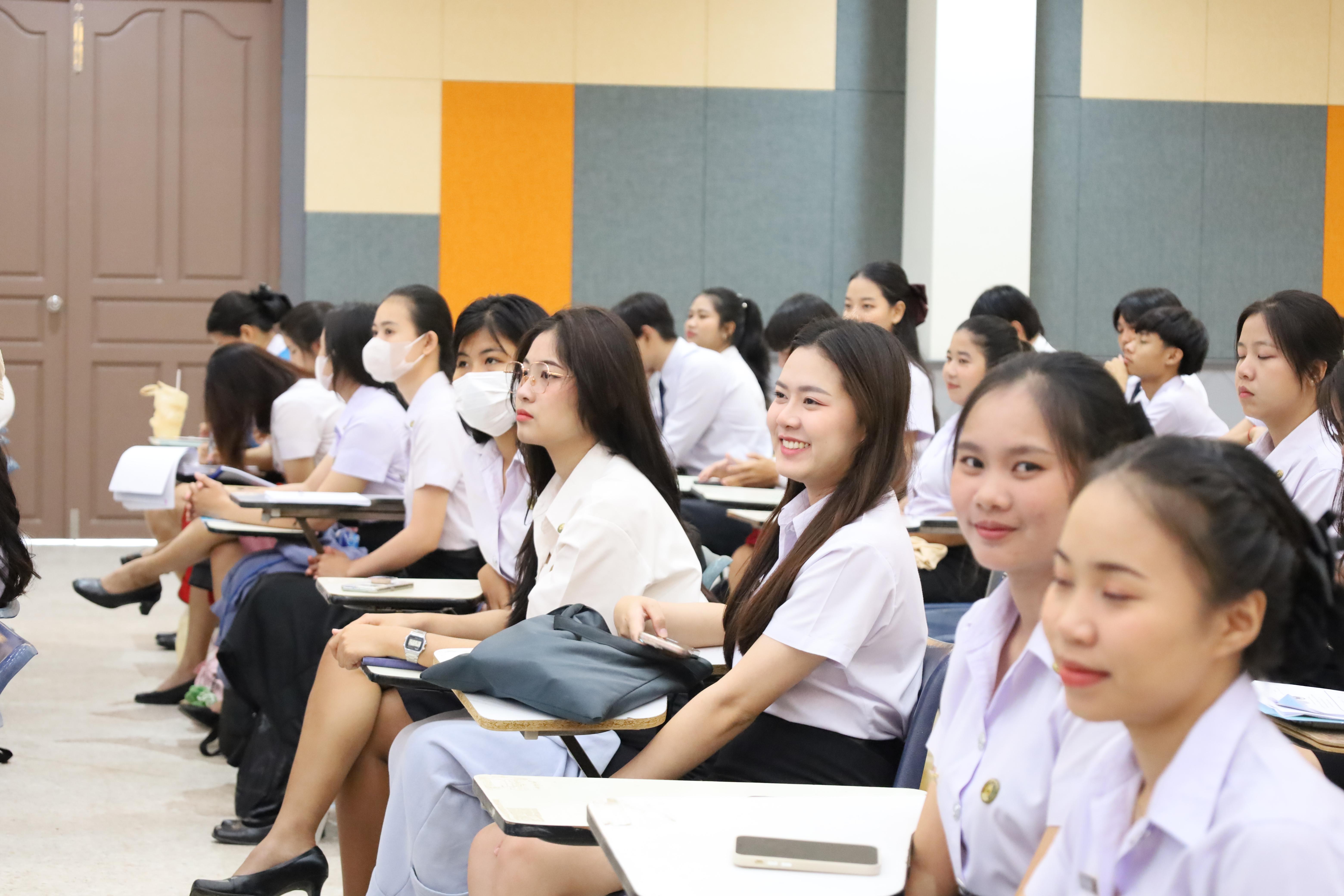 21. กิจกรรมสัมมนากลางภาคนักศึกษาฝึกประสบการณ์วิชาชีพครู ภาคเรียนที่ 1 ปีการศึกษา 2568