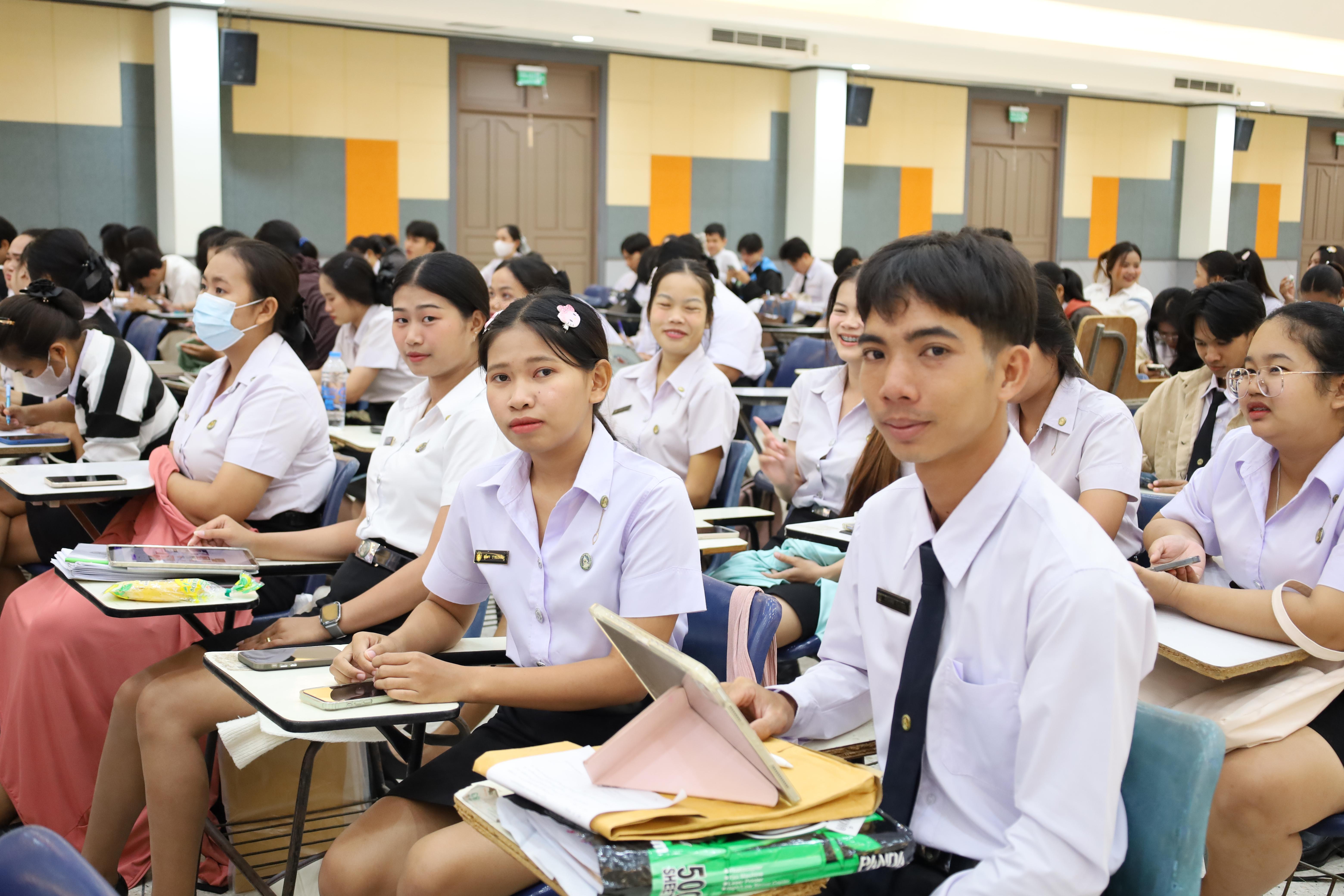 65. กิจกรรมสัมมนากลางภาคนักศึกษาฝึกประสบการณ์วิชาชีพครู ภาคเรียนที่ 1 ปีการศึกษา 2568