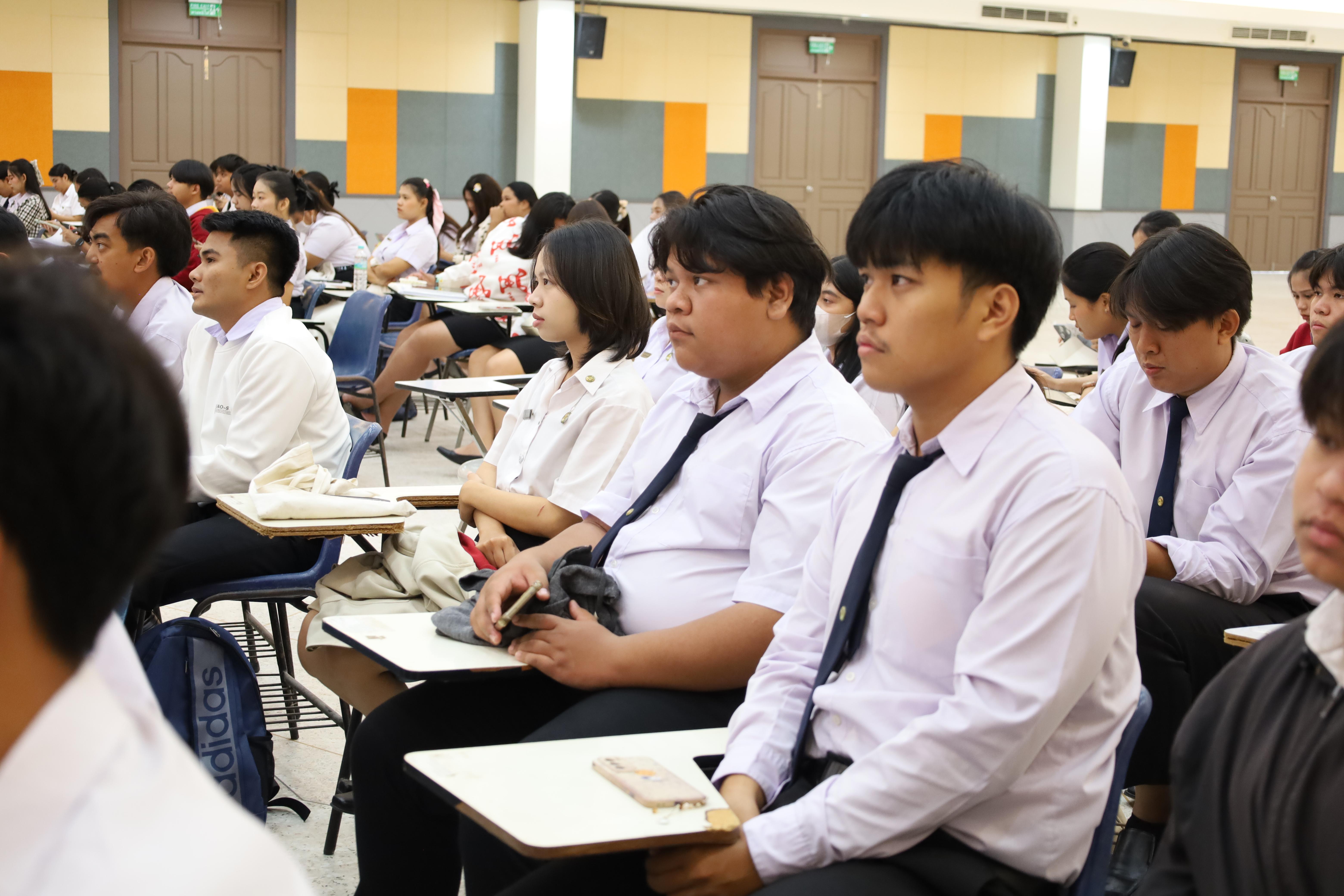 80. กิจกรรมสัมมนากลางภาคนักศึกษาฝึกประสบการณ์วิชาชีพครู ภาคเรียนที่ 1 ปีการศึกษา 2568