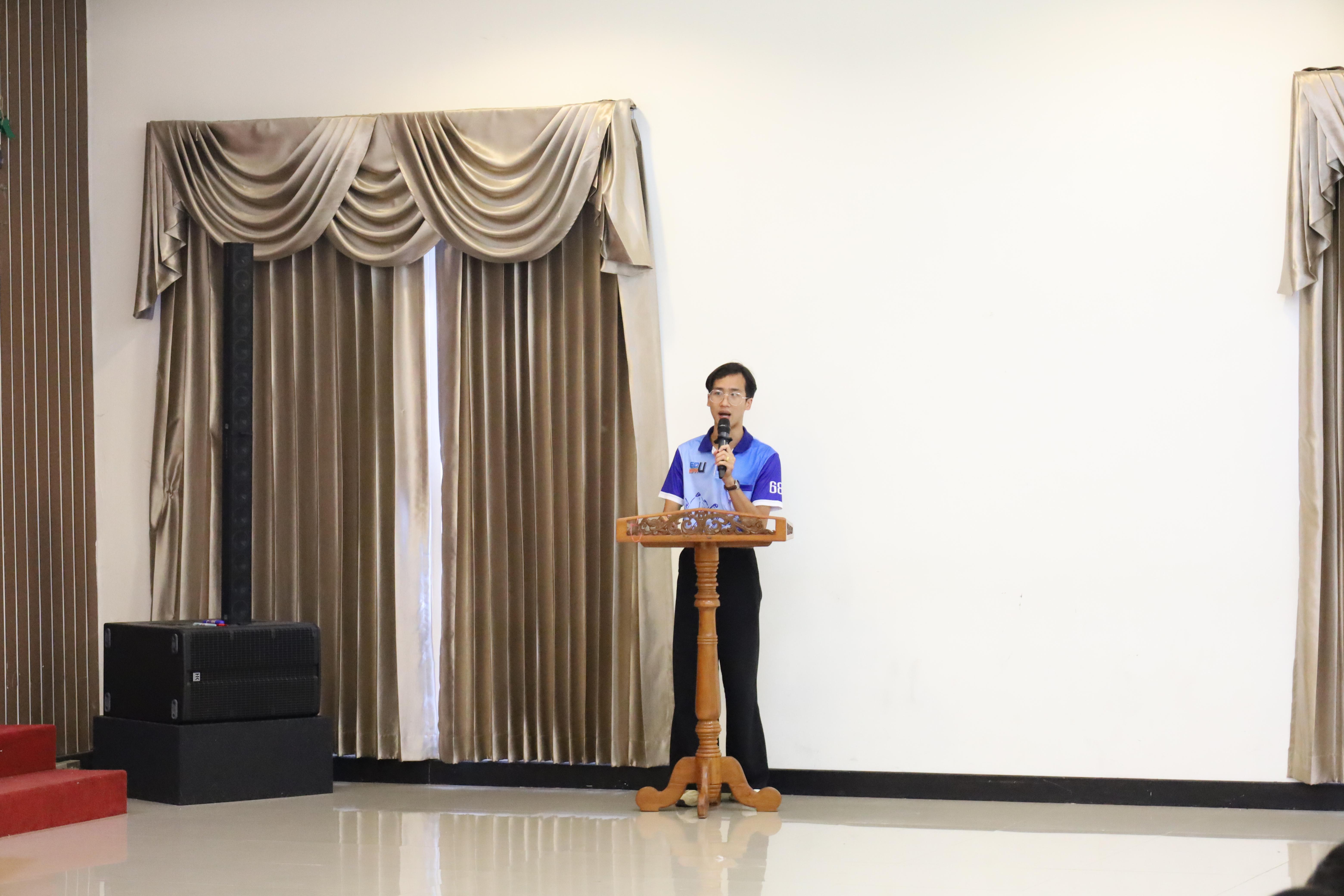 3. พบปะคณะผู้บริหารและการชี้แจงการสอบกลางภาคให้กับนักศึกษาชั้นปีที่ 1