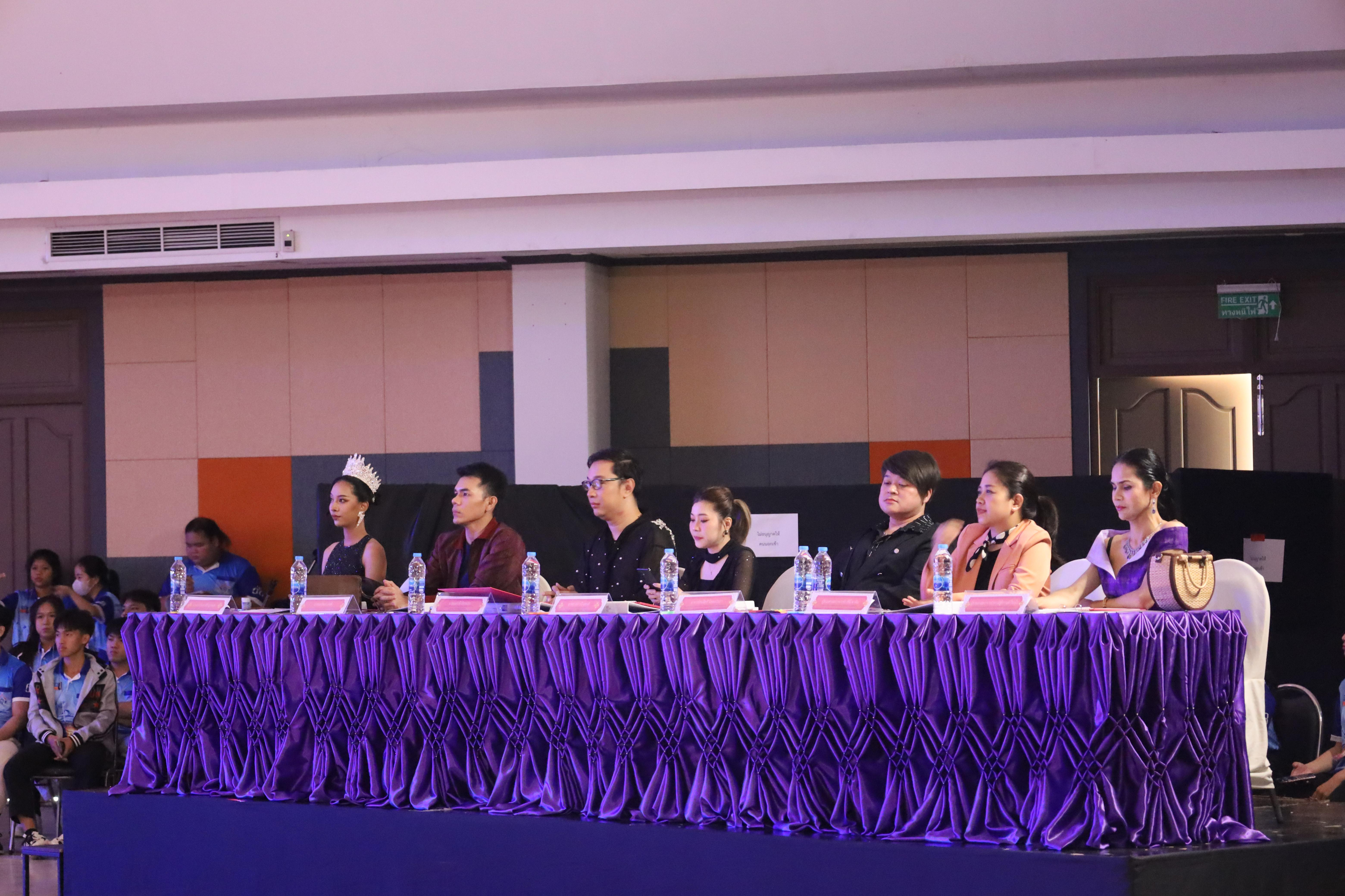 13. การประกวดดาว-เดือนครุศาสตร์ ประจำปี 2568 “Magical Freshy Night 2025”