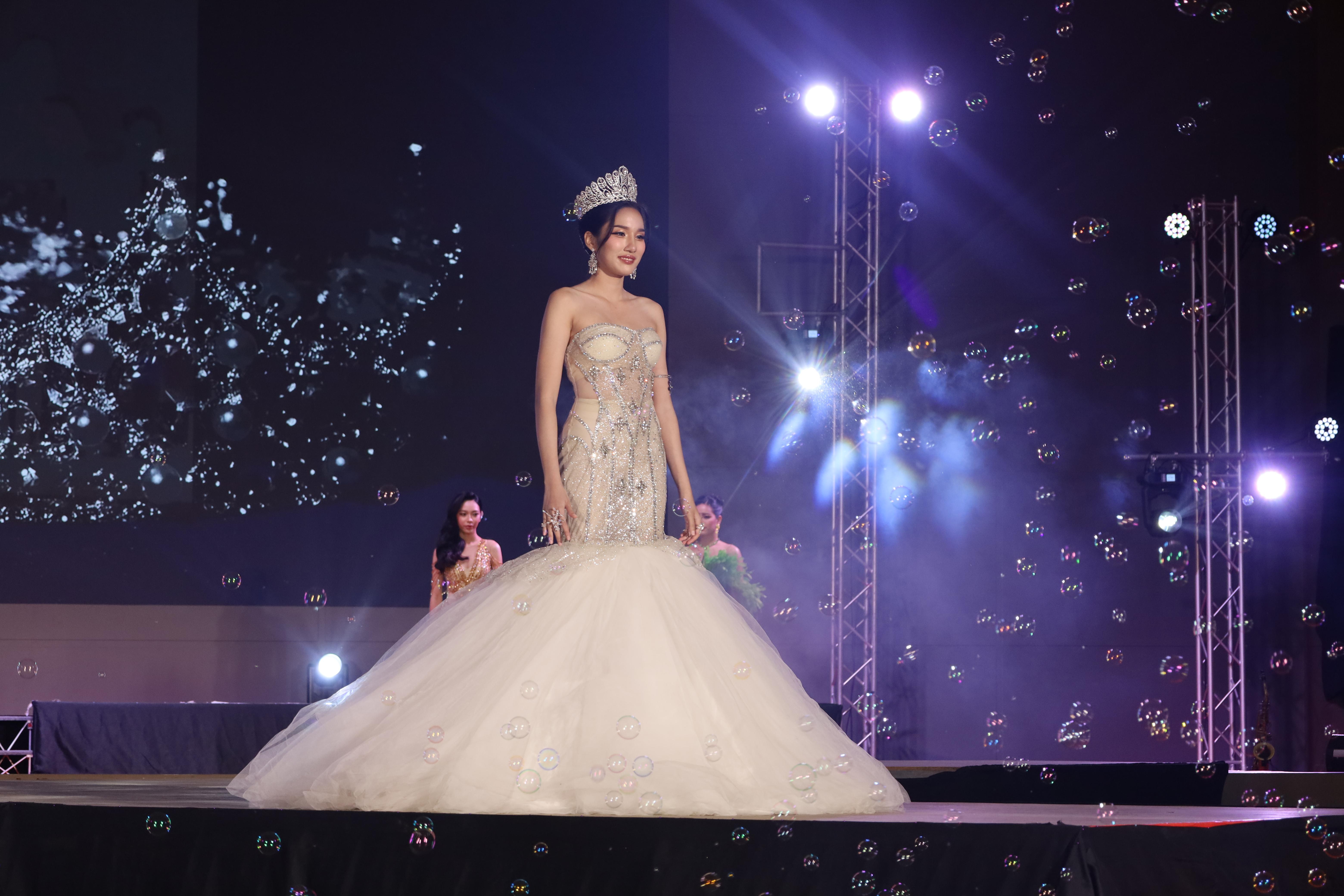 369. การประกวดดาว-เดือนครุศาสตร์ ประจำปี 2568 “Magical Freshy Night 2025”