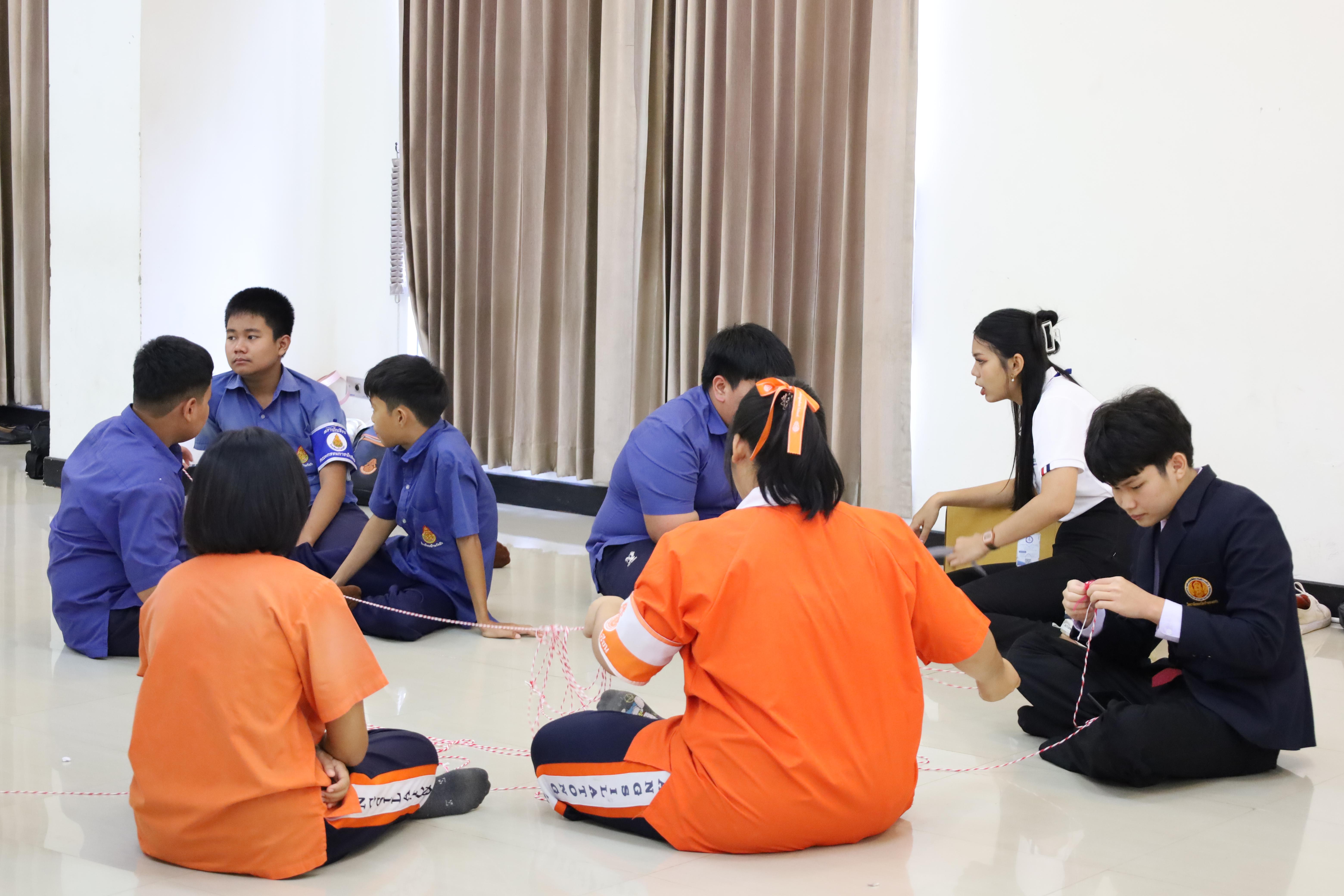16. โครงการพัฒนาความเป็นพลเมืองในระบอบประชาธิปไตยอันมีพระมหากษัตริย์ทรงเป็นประมุข