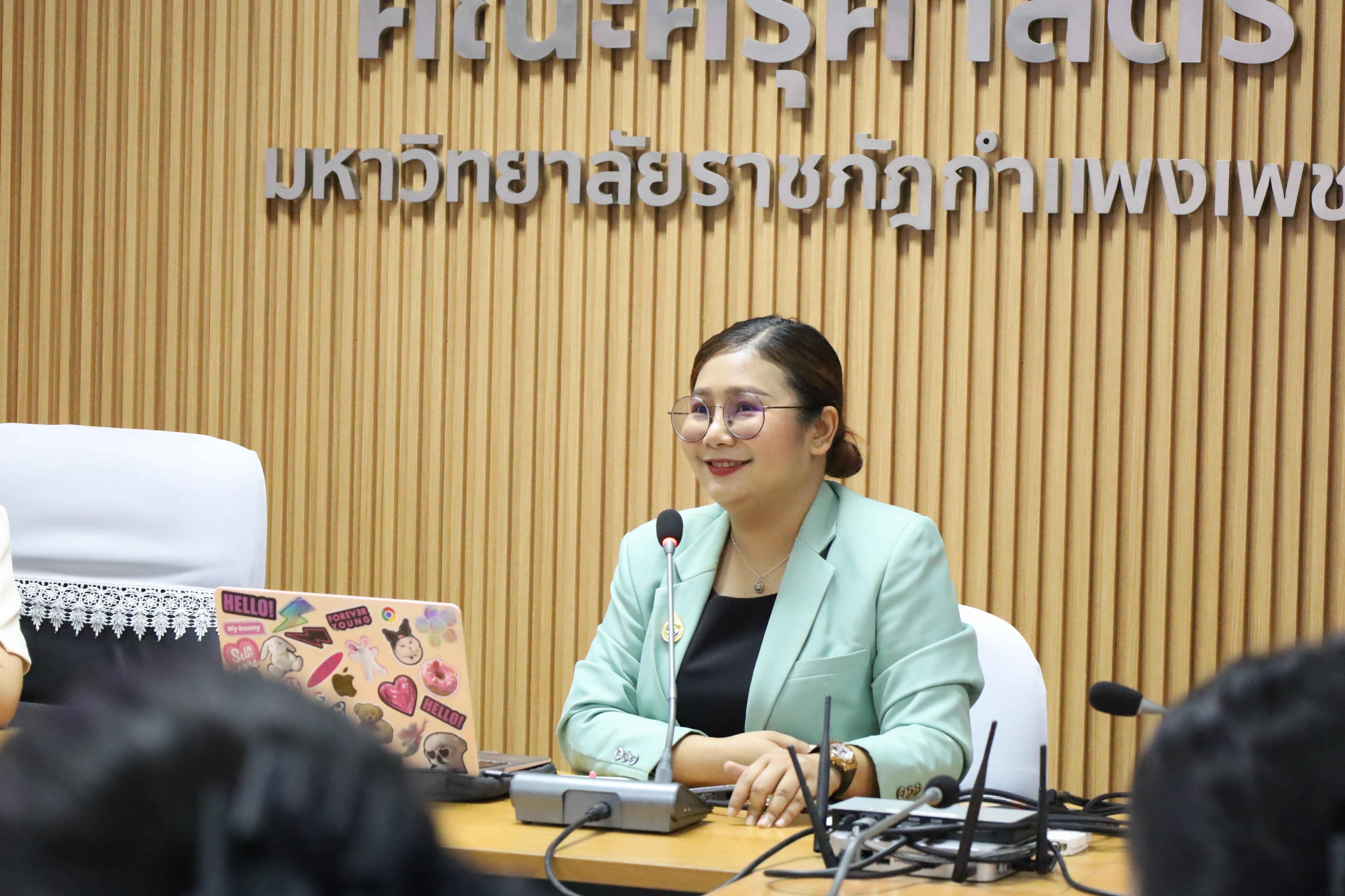 4. กิจกรรมการบรรยายพิเศษ หัวข้อ “บทบาทของศึกษานิเทศก์ในการพัฒนาคุณภาพการศึกษาปฐมวัยในโรงเรียน” สำหรับนักศึกษาโปรแกรมวิชาการศึกษาปฐมวัย