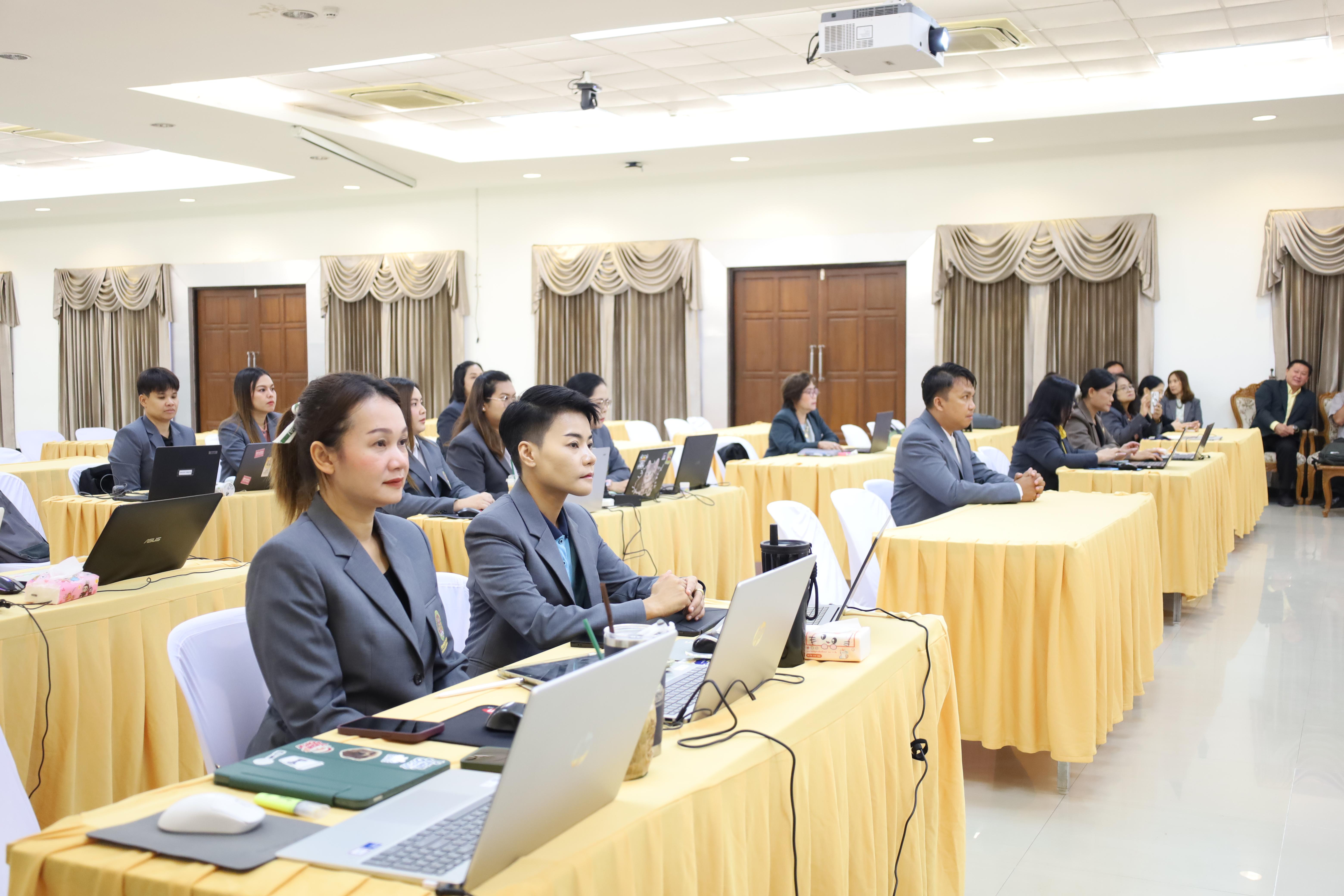 22. กิจกรรมอบรมเชิงปฎิบัติการ "การใช้สถิติขั้นสูงในการวิจัย สำหรับนักศึกษาระดับบัณฑิตศึกษา ประจำปี 2568"