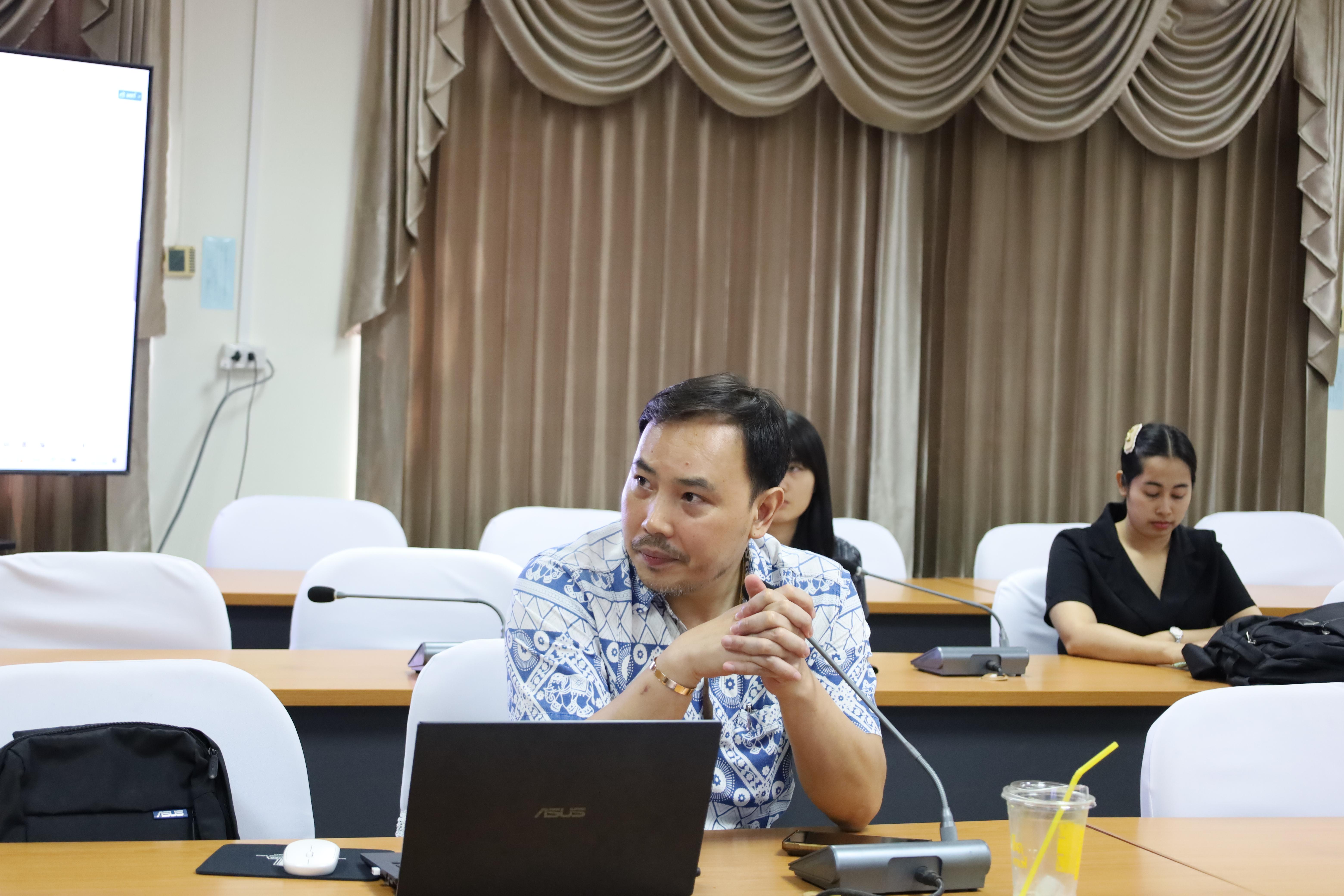 3. ประชุมอาจารย์ผู้สอนสาขาหลักสูตรและการสอน