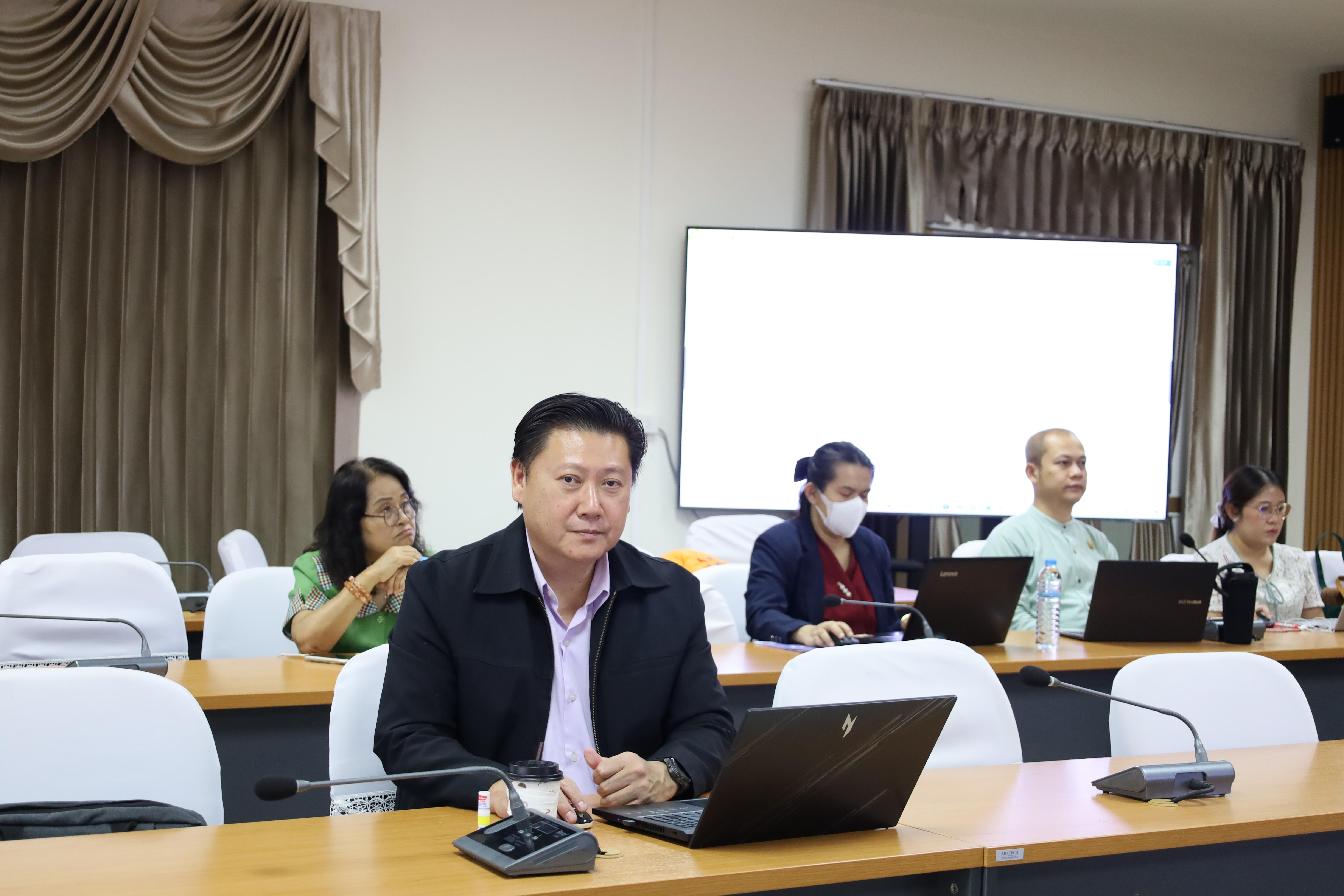 7. ประชุมอาจารย์ผู้สอนสาขาหลักสูตรและการสอน
