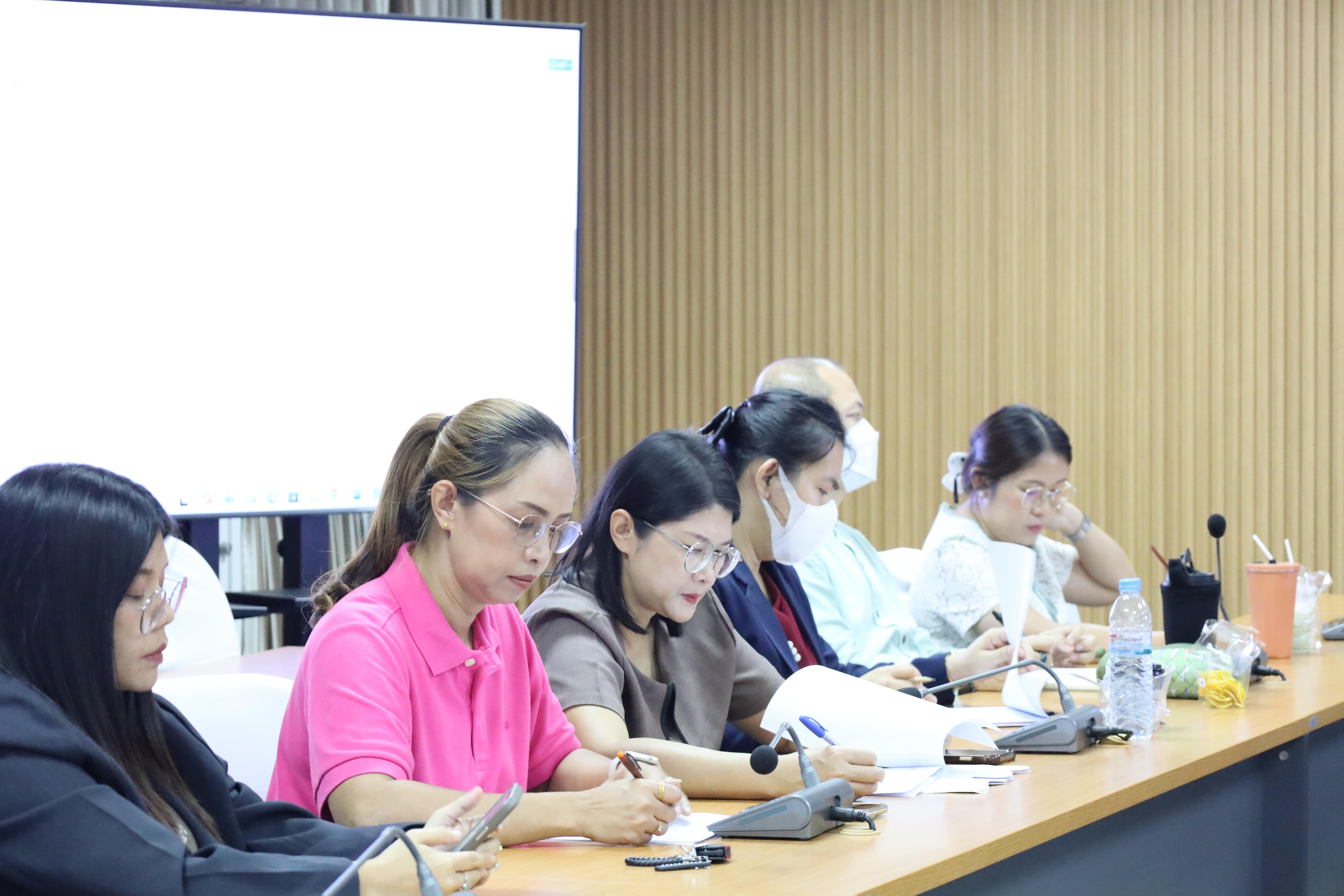 11. ประชุมอาจารย์ผู้สอนหลักสูตรประกาศนียบัตรบัณฑิต สาขาวิชาชีพครู