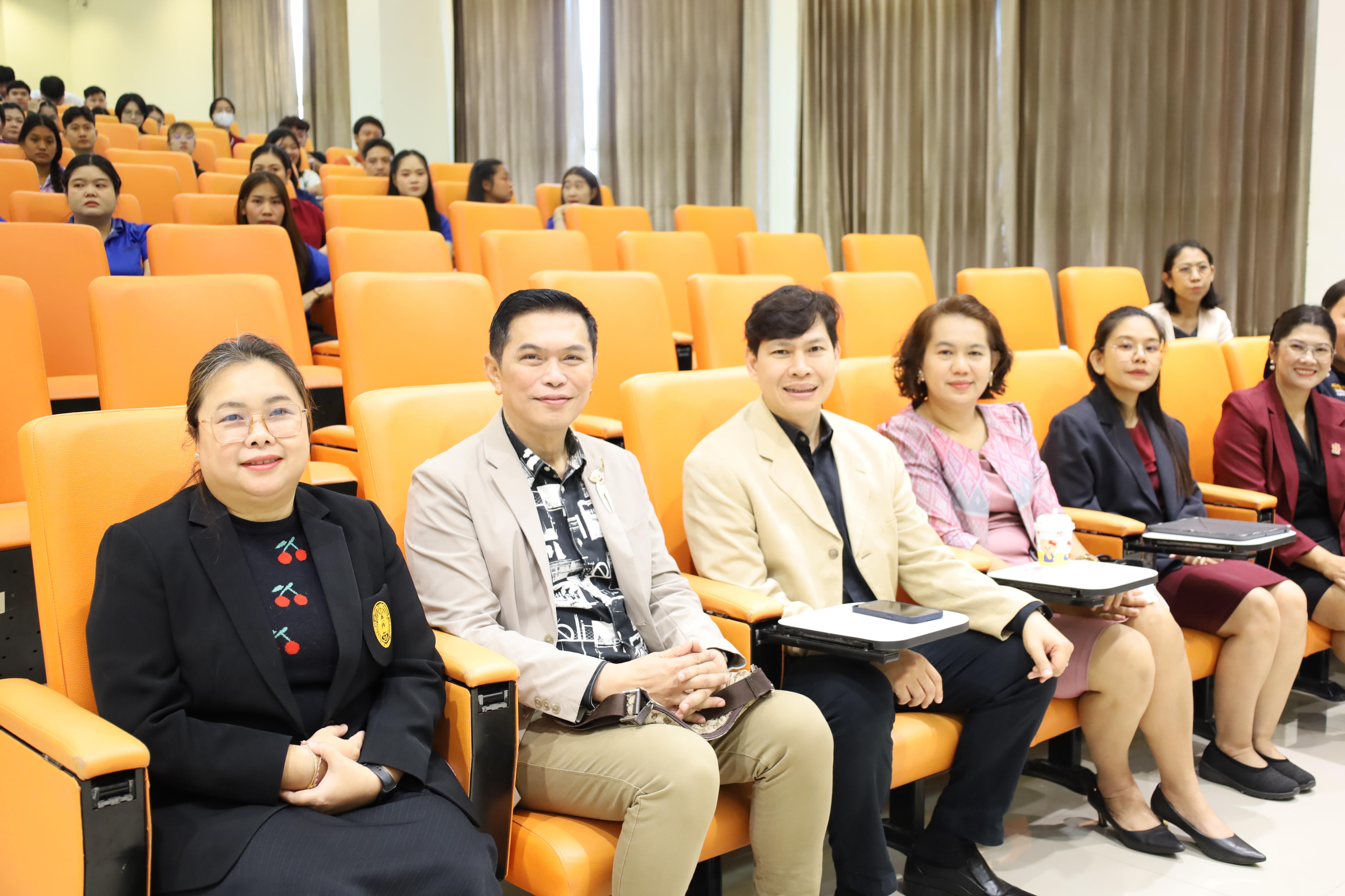 24. การปฐมนิเทศนักศึกษาใหม่ หลักสูตรประกาศนียบัตรบัณฑิต สาขาวิชาชีพครู