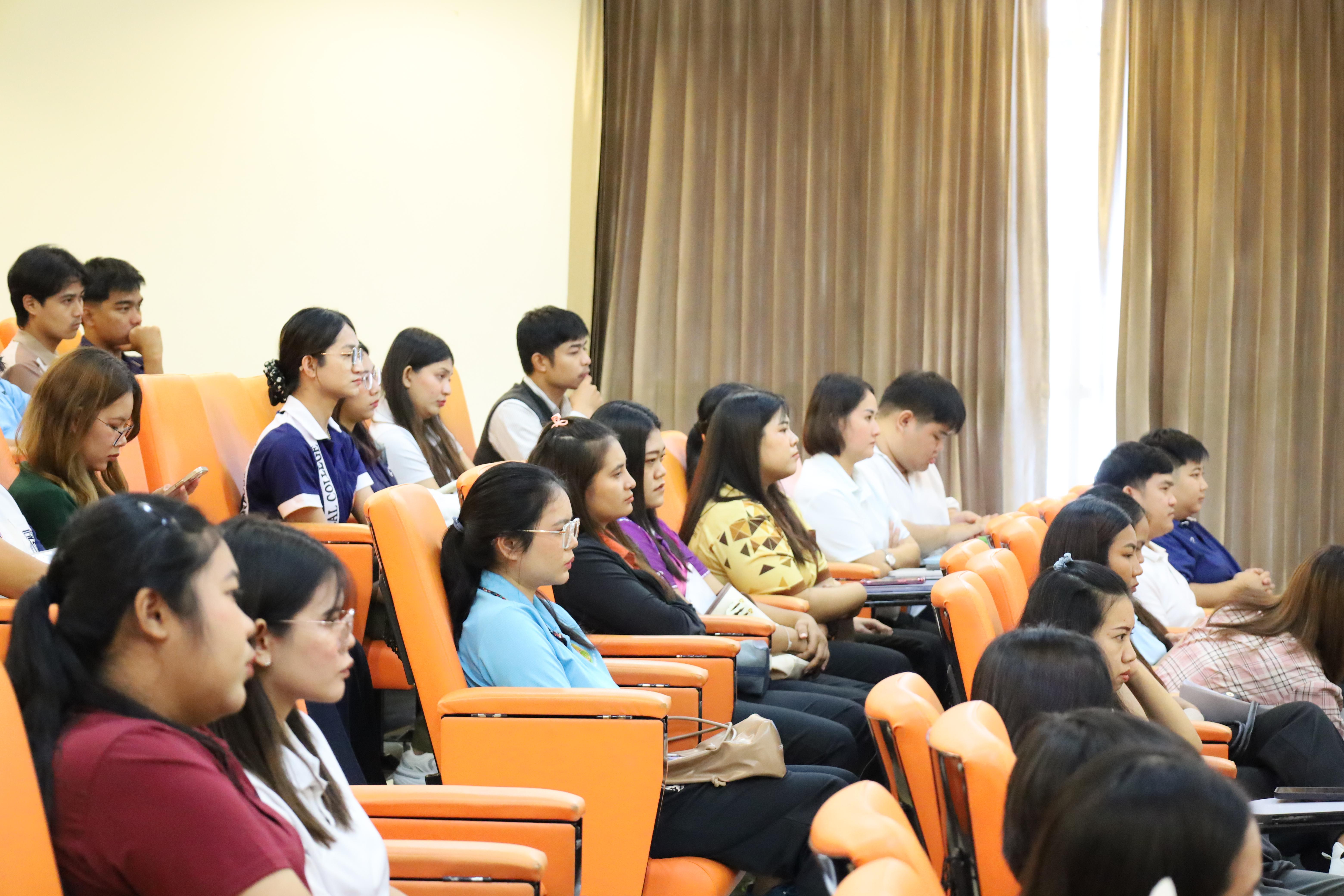 45. การปฐมนิเทศนักศึกษาใหม่ หลักสูตรประกาศนียบัตรบัณฑิต สาขาวิชาชีพครู