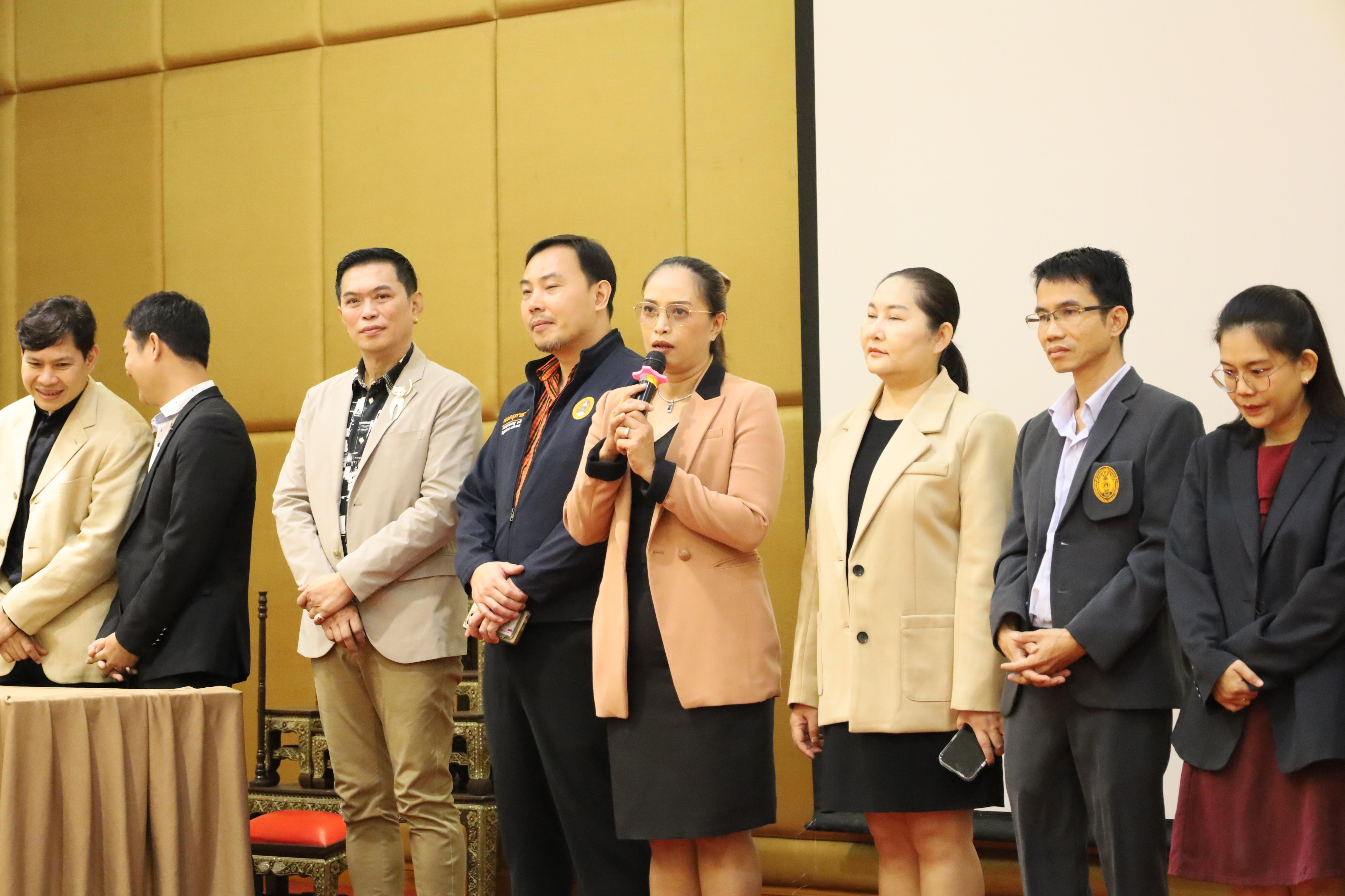 80. การปฐมนิเทศนักศึกษาใหม่ หลักสูตรประกาศนียบัตรบัณฑิต สาขาวิชาชีพครู