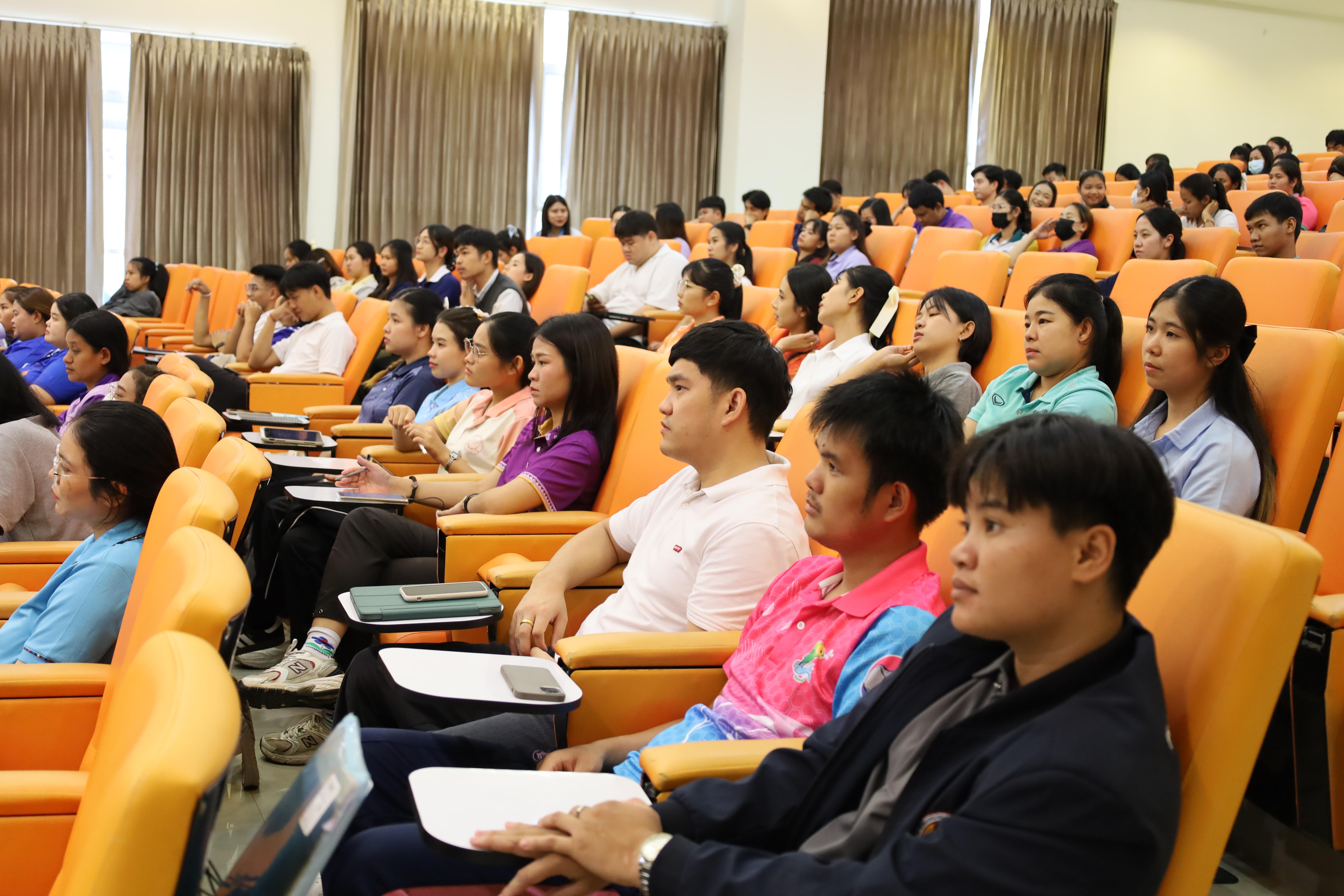 119. การปฐมนิเทศนักศึกษาใหม่ หลักสูตรประกาศนียบัตรบัณฑิต สาขาวิชาชีพครู