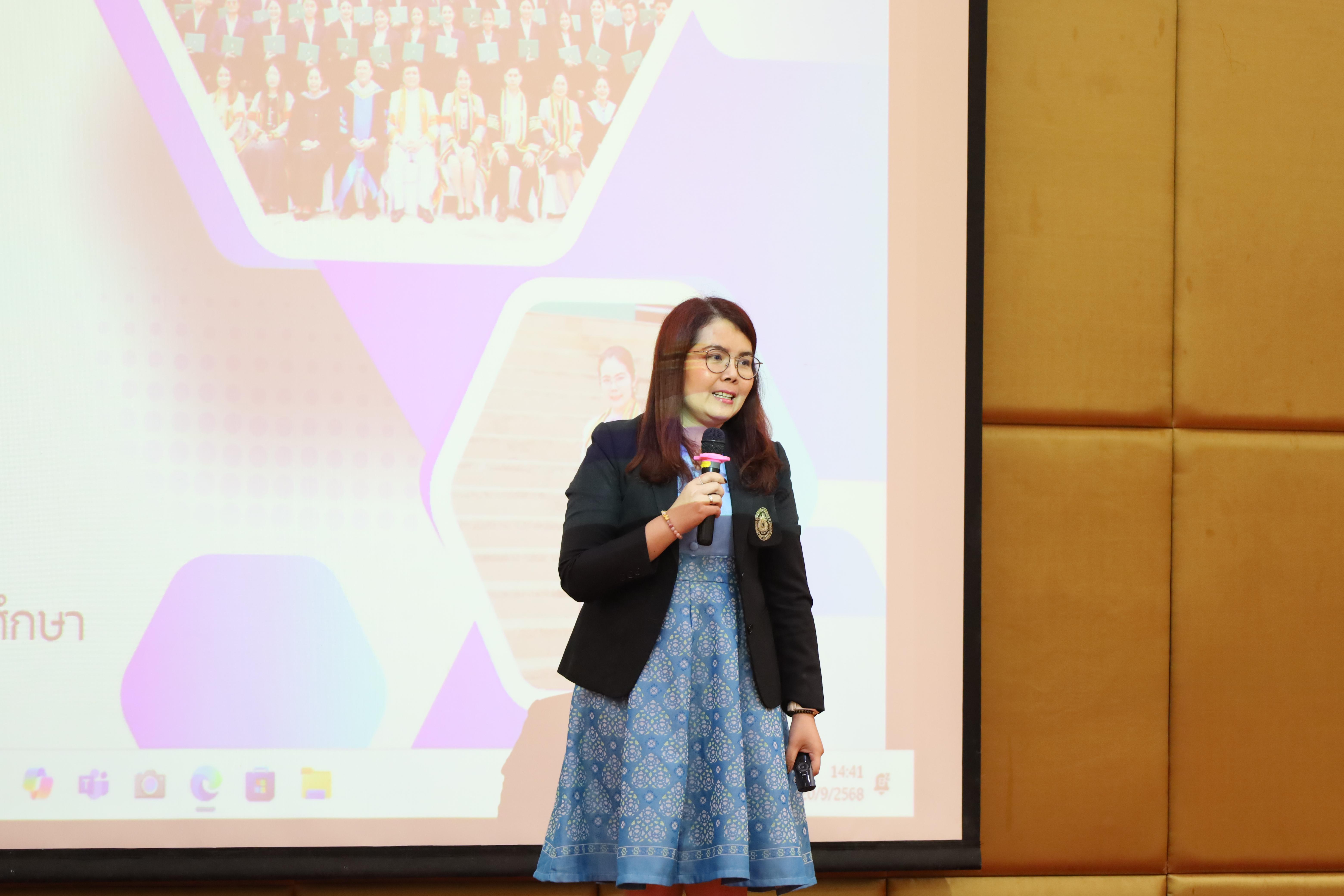 127. การปฐมนิเทศนักศึกษาใหม่ หลักสูตรประกาศนียบัตรบัณฑิต สาขาวิชาชีพครู