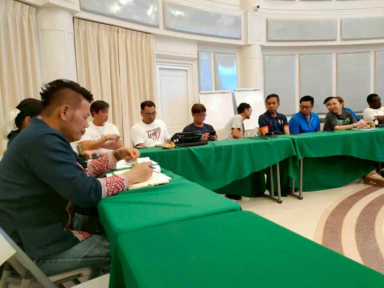 9. การประชุมถอดบทเรียนการดำเนินงานโครงการพัฒนาครูในโครงการผลิตครูเพื่อพัฒนาท้องถิ่น