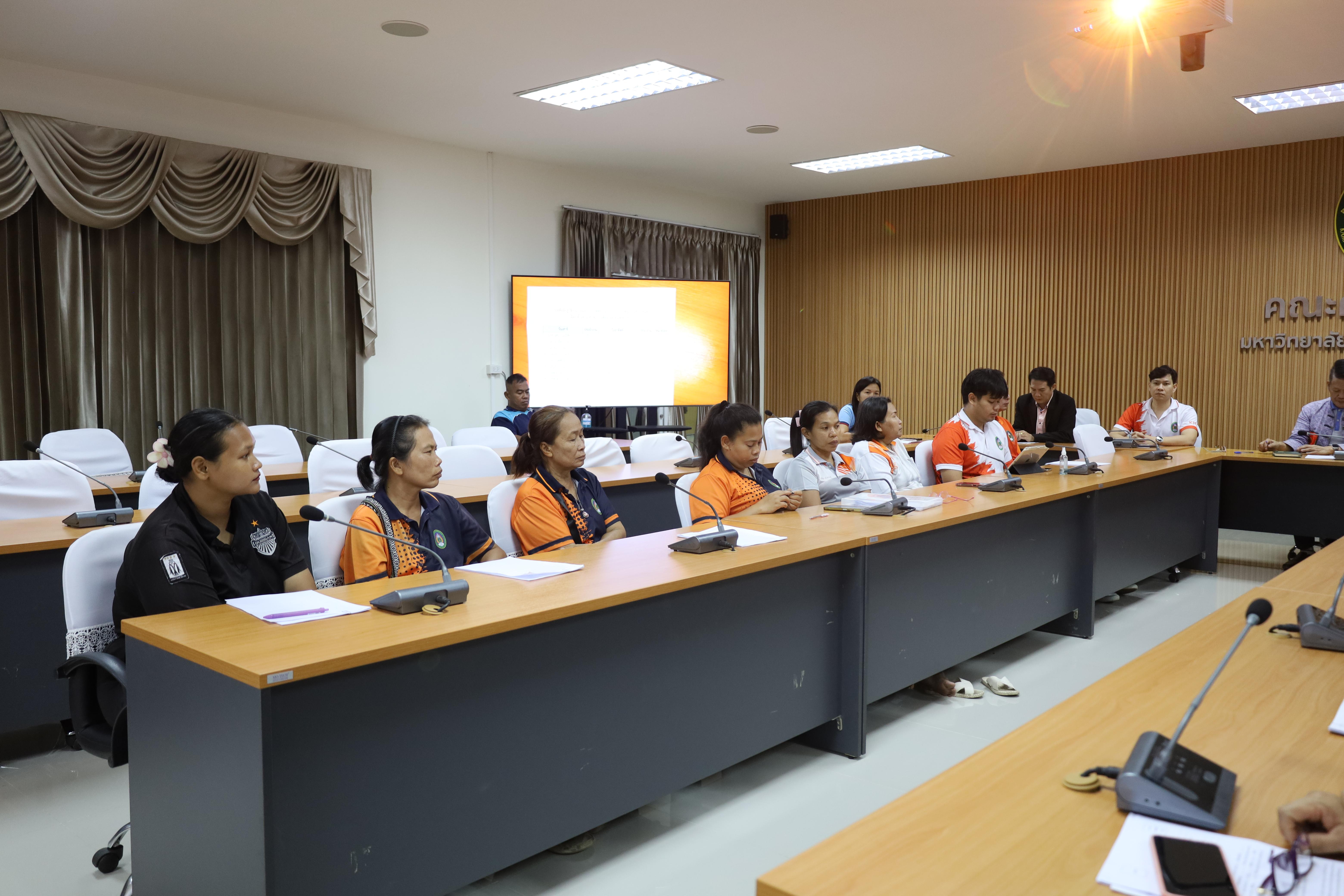 3. การประชุมเจ้าหน้าที่เพื่อต่อสัญญาจ้าง