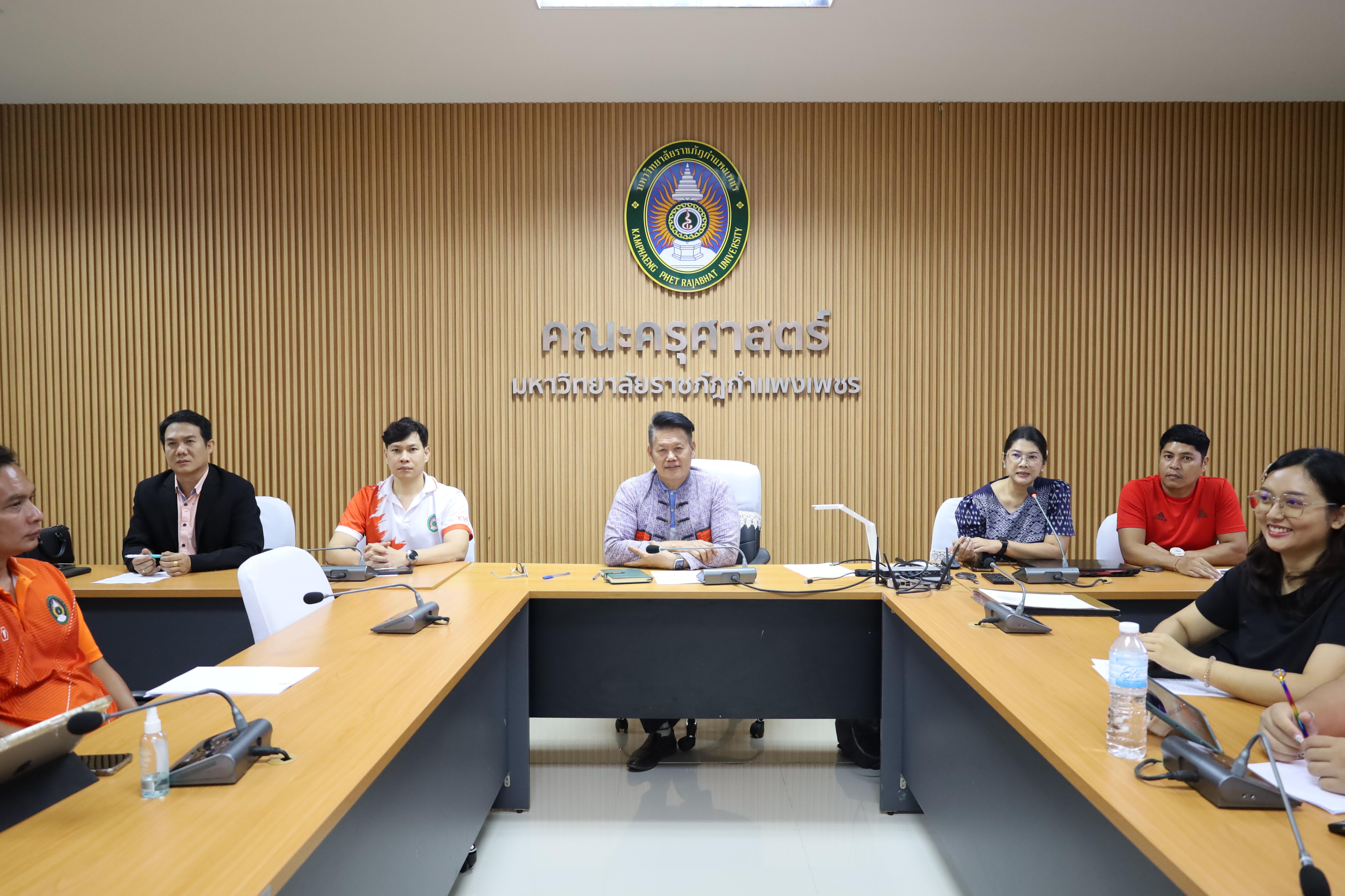 6. การประชุมเจ้าหน้าที่เพื่อต่อสัญญาจ้าง