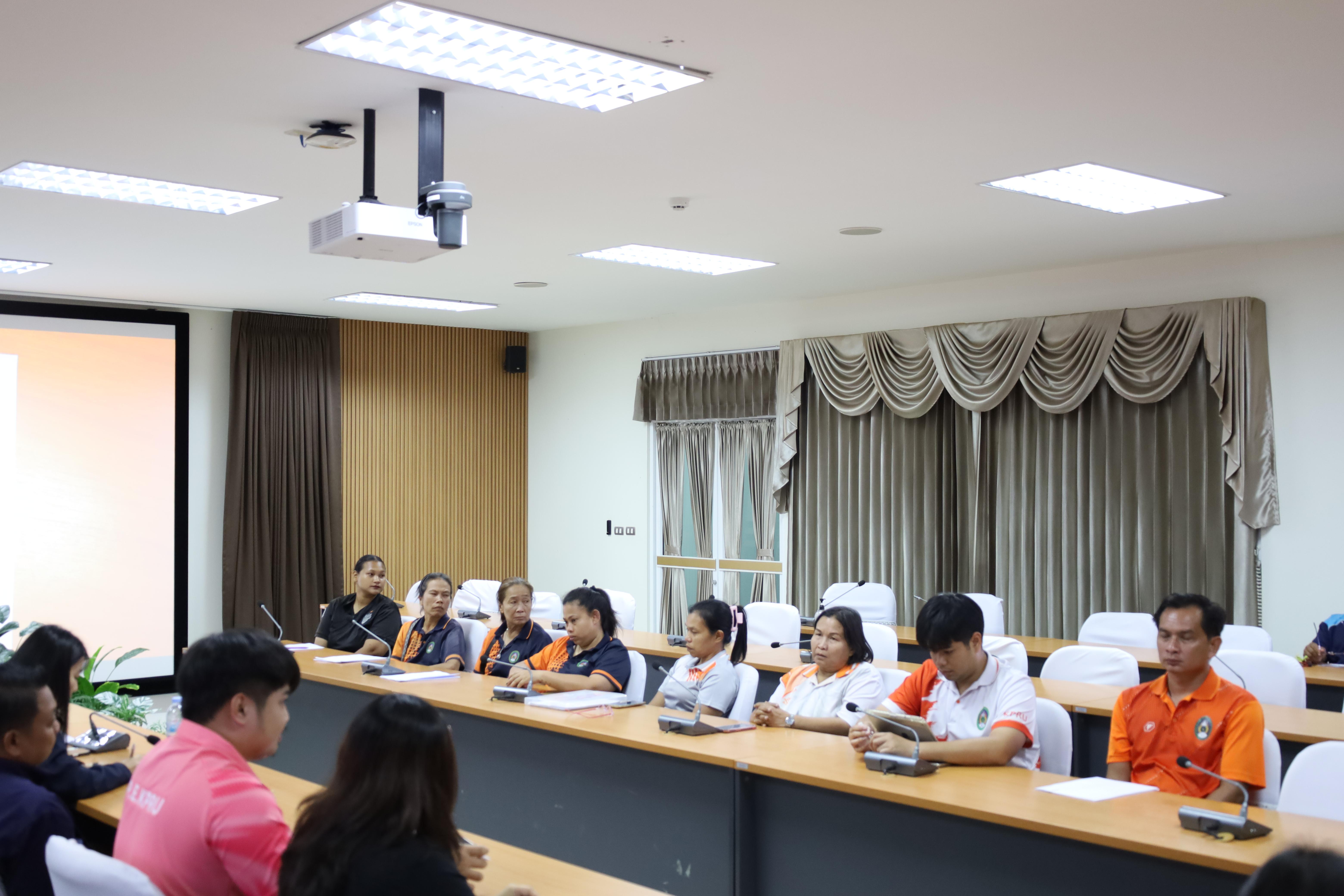 21. การประชุมเจ้าหน้าที่เพื่อต่อสัญญาจ้าง