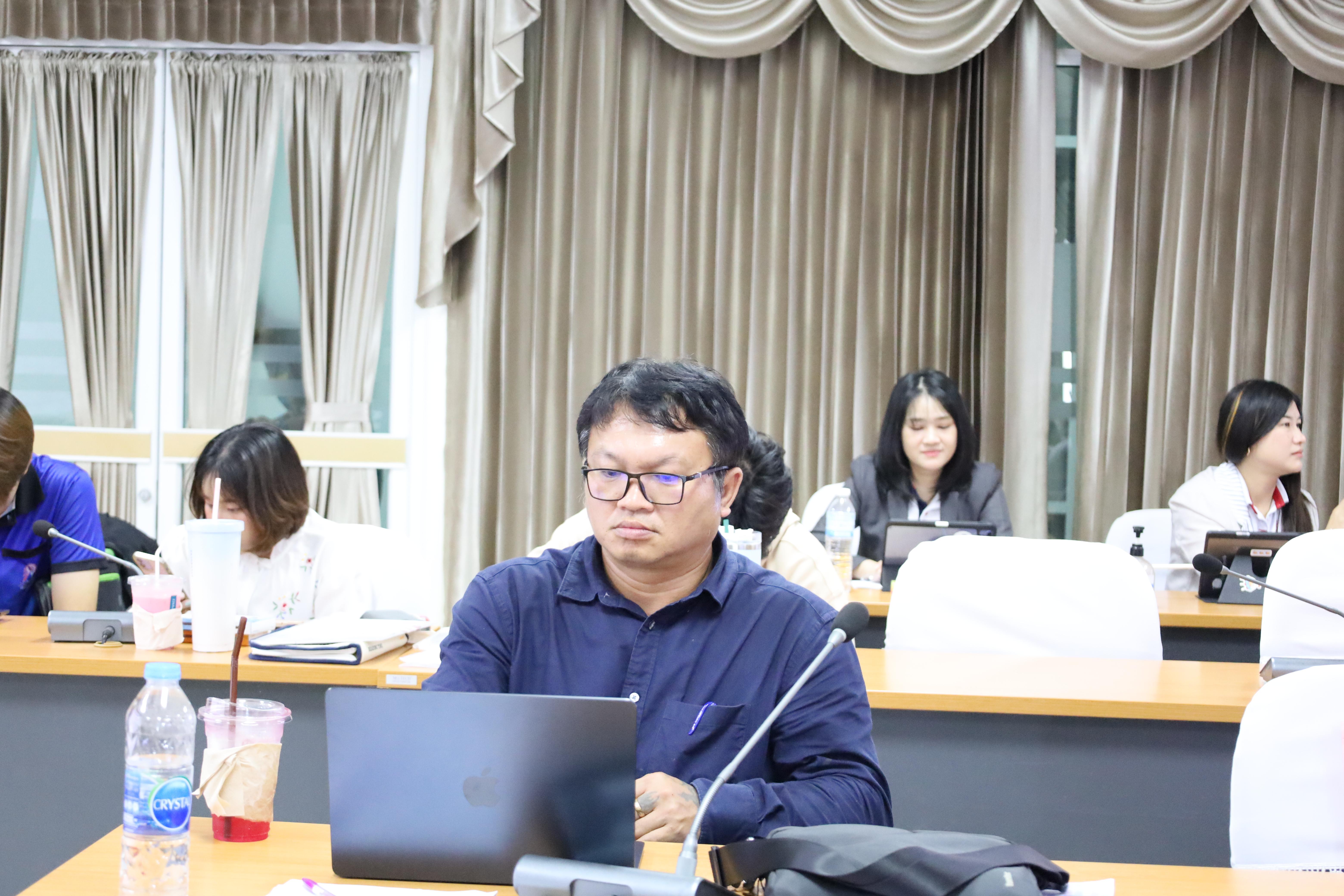 37. กิจกรรมอบรมเชิงปฏิบัติการ "พัฒนาองค์ความรู้การออกแบบและพัฒนาหลักสูตรและการสอน"