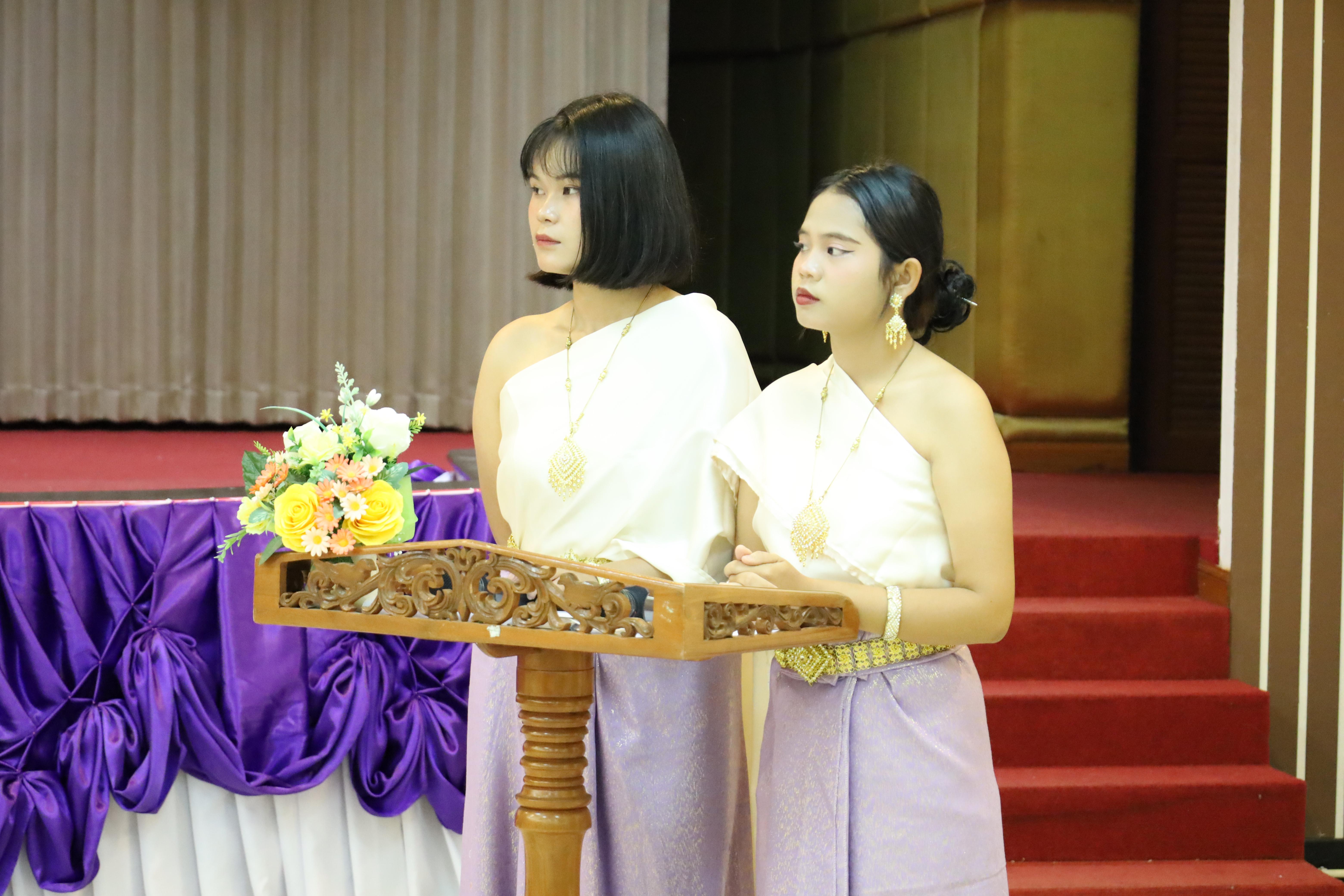 12. การแสดงละคร "สืบสานตำนานนครพระชุม" รูปแบบ Story line