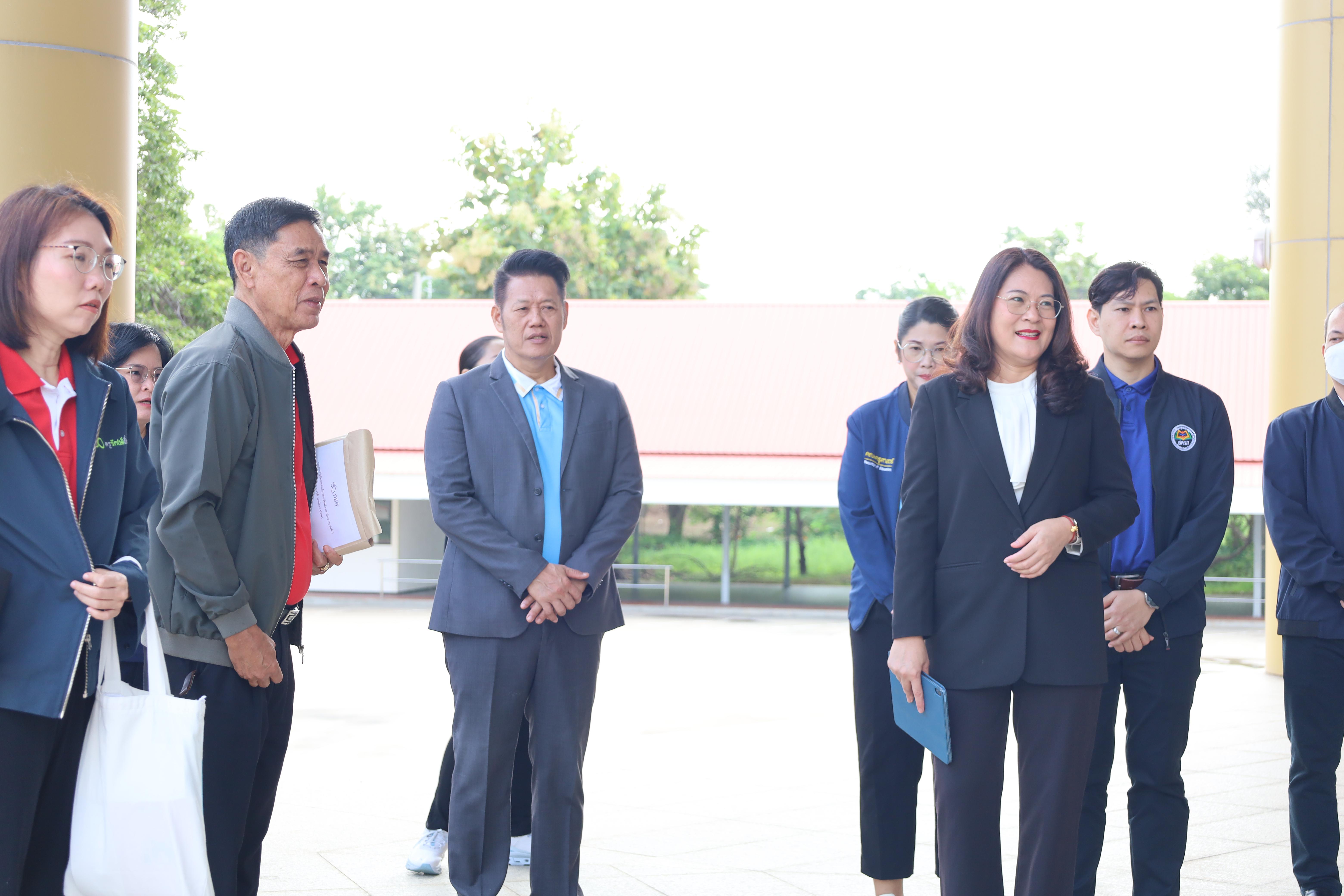 4. ต้อนรับคณะกรรมการกสศ.ในการลงพื้นที่เพื่อเตรียมเป็นสถานศึกษาโครงการครูรัก(ษ์)ถิ่น