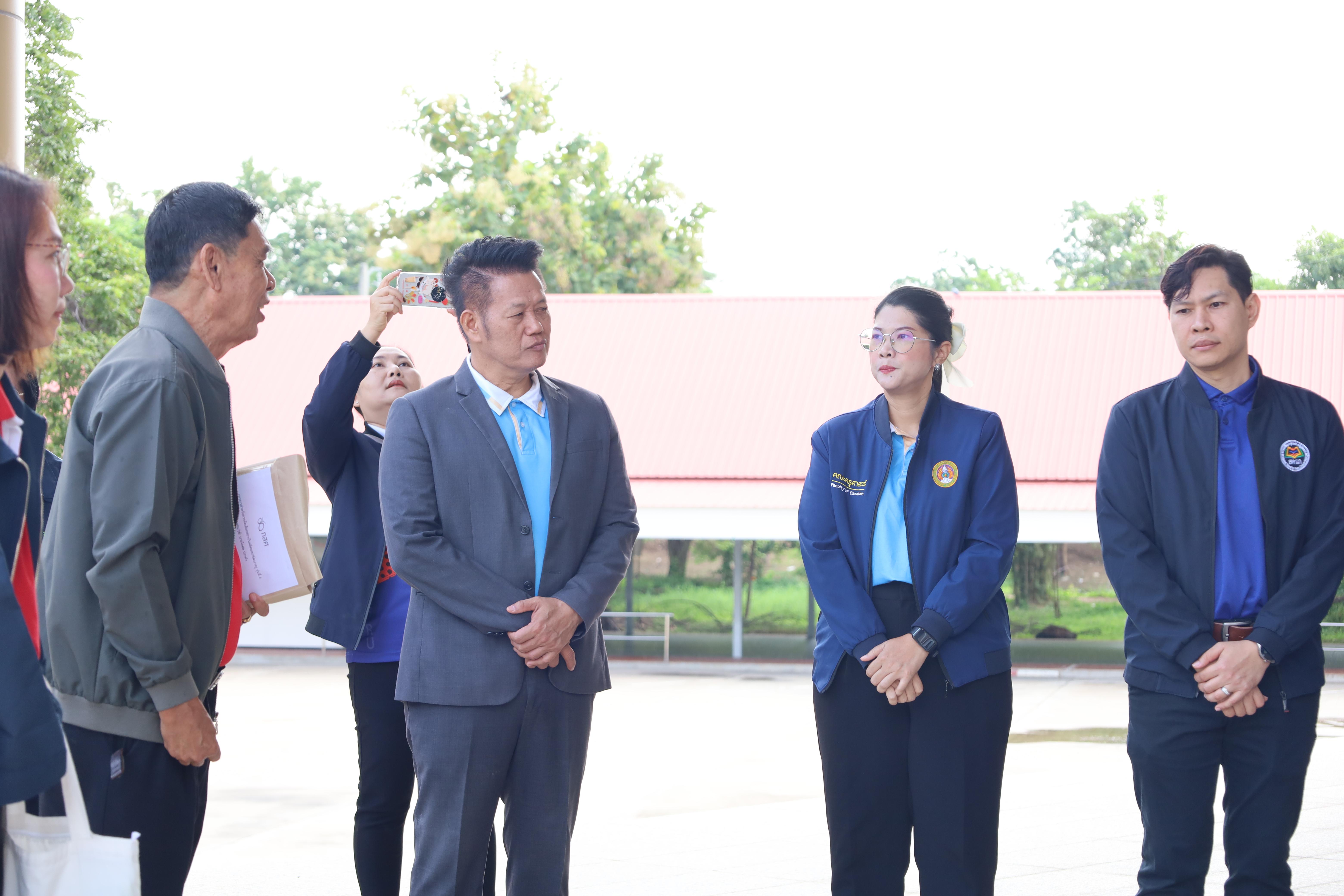 3. ต้อนรับคณะกรรมการกสศ.ในการลงพื้นที่เพื่อเตรียมเป็นสถานศึกษาโครงการครูรัก(ษ์)ถิ่น