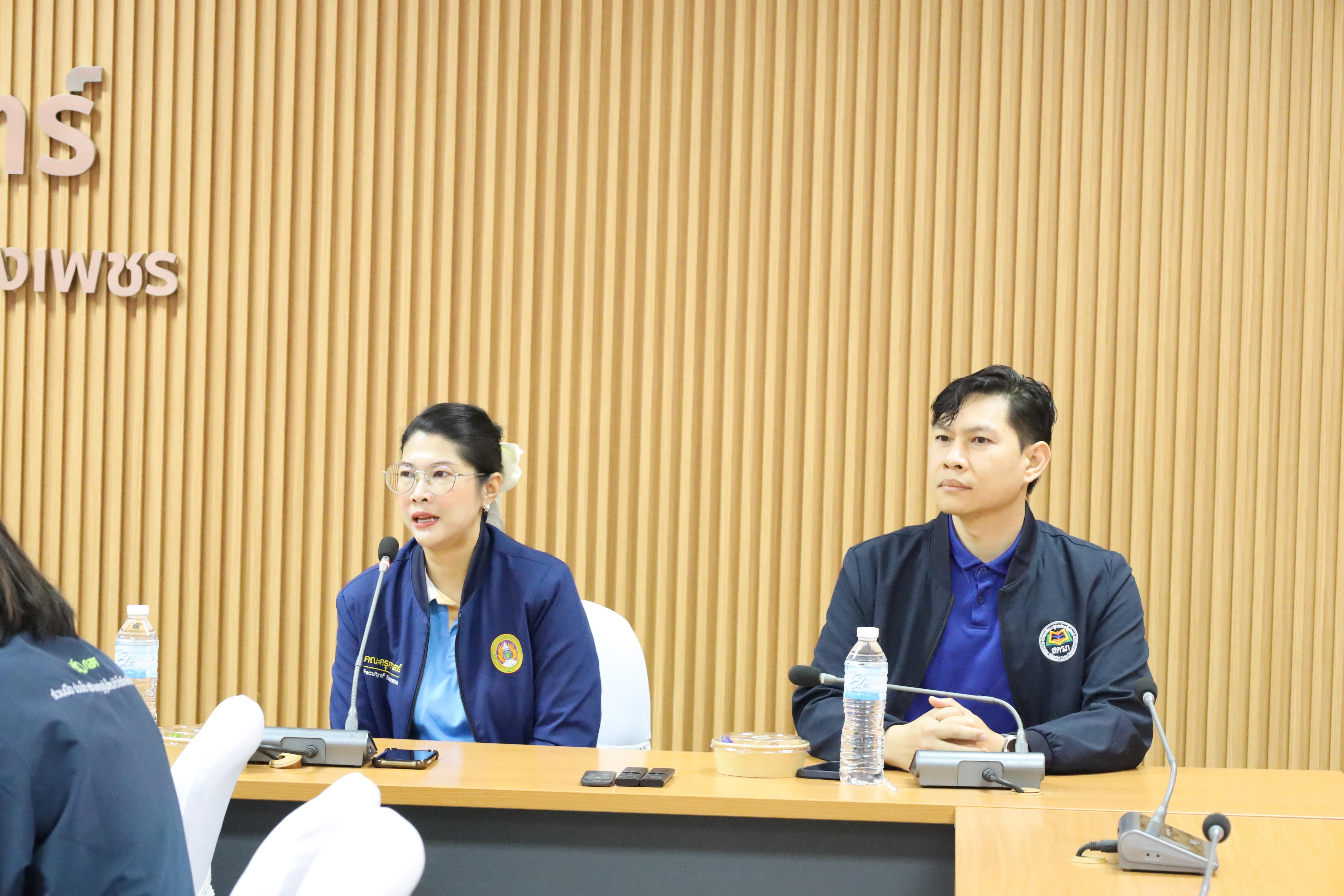 24. ต้อนรับคณะกรรมการกสศ.ในการลงพื้นที่เพื่อเตรียมเป็นสถานศึกษาโครงการครูรัก(ษ์)ถิ่น
