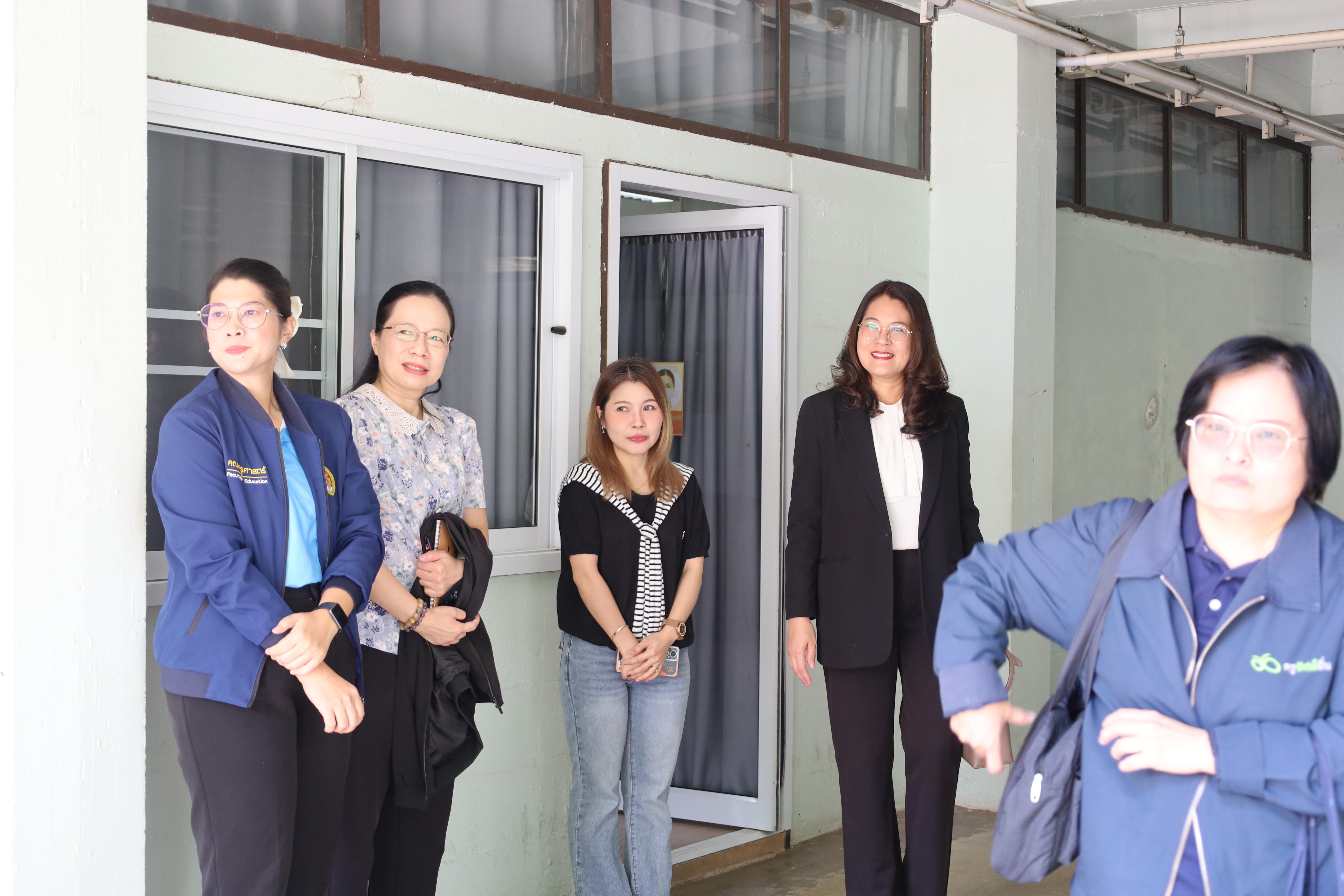 92. ต้อนรับคณะกรรมการกสศ.ในการลงพื้นที่เพื่อเตรียมเป็นสถานศึกษาโครงการครูรัก(ษ์)ถิ่น