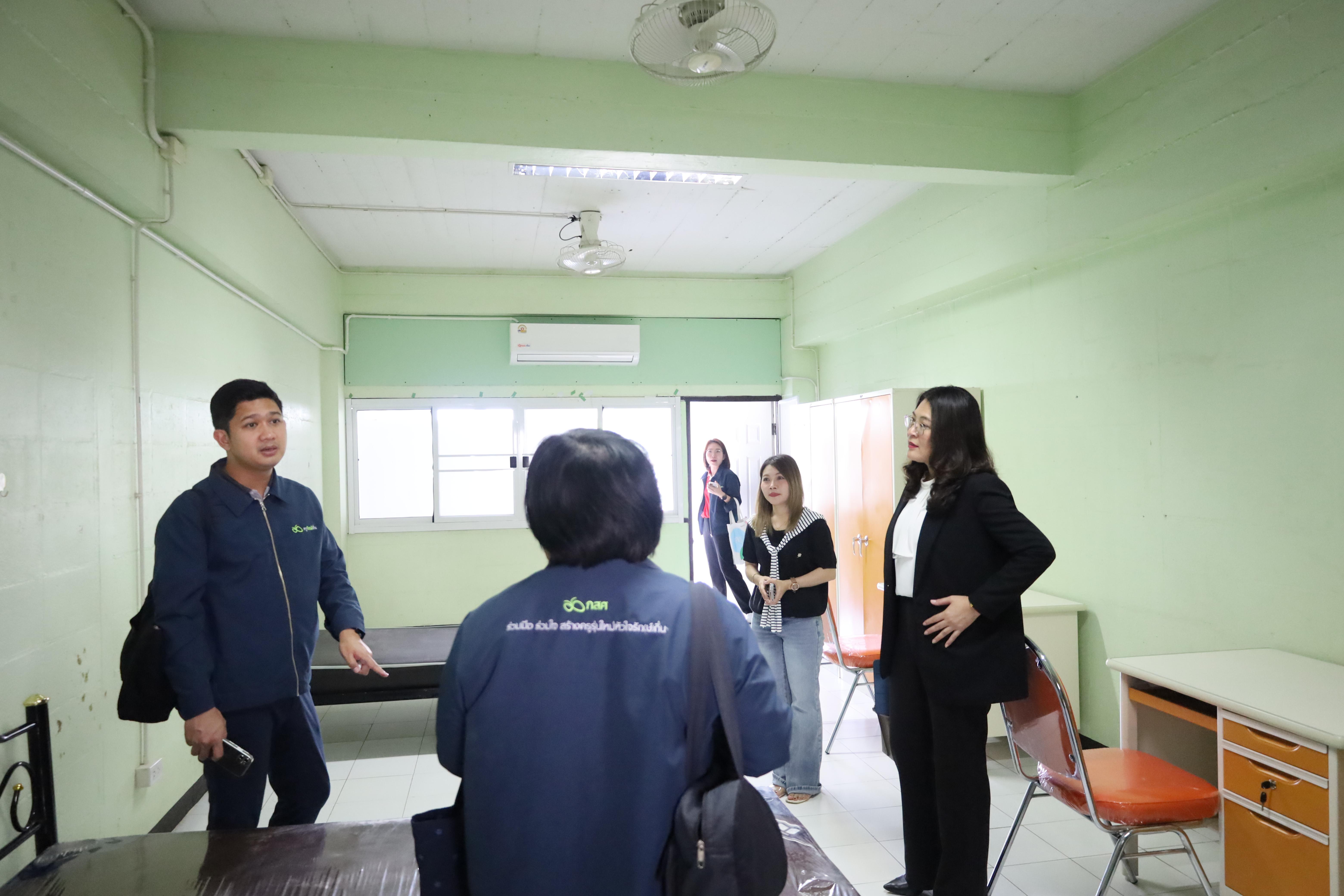 101. ต้อนรับคณะกรรมการกสศ.ในการลงพื้นที่เพื่อเตรียมเป็นสถานศึกษาโครงการครูรัก(ษ์)ถิ่น