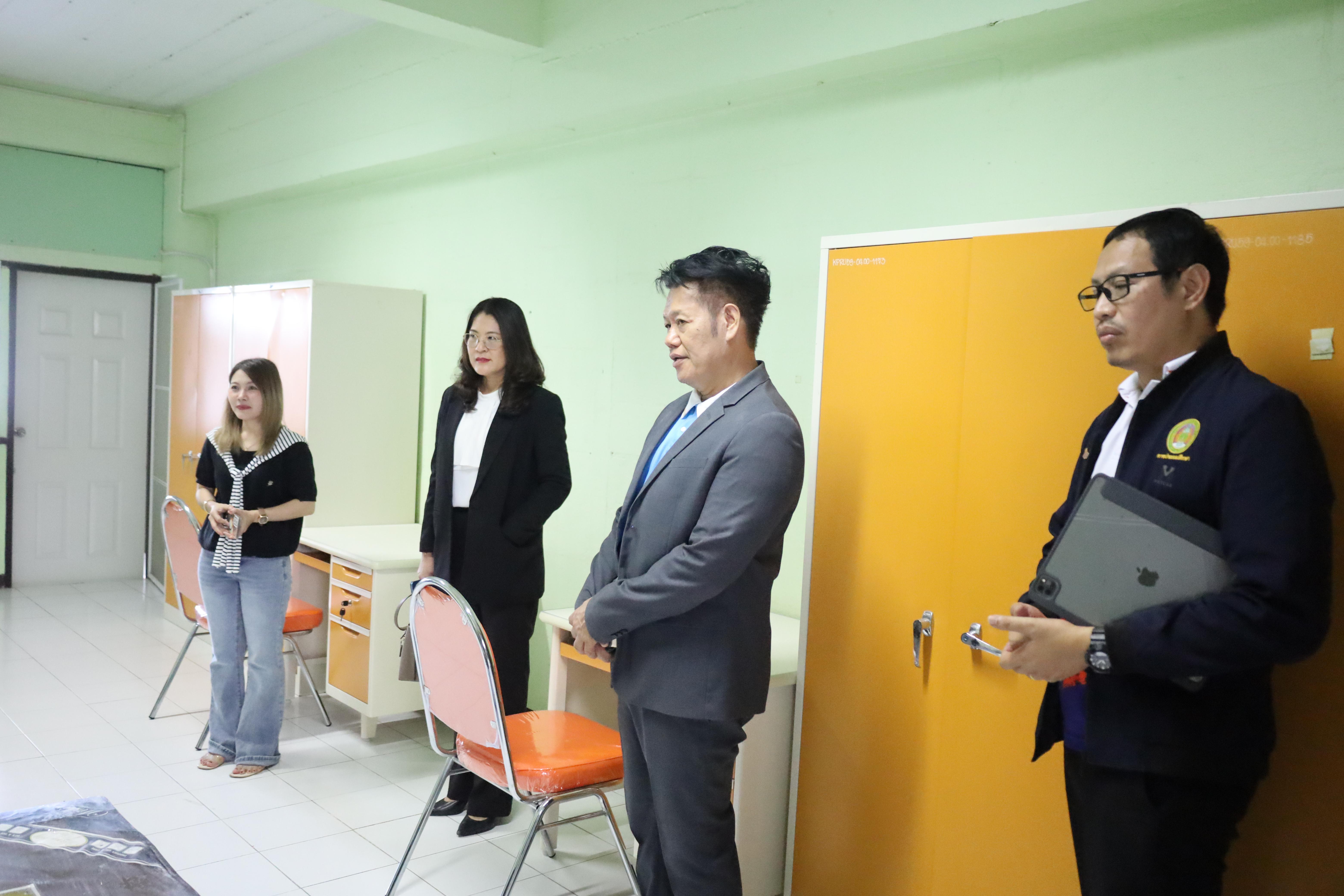 102. ต้อนรับคณะกรรมการกสศ.ในการลงพื้นที่เพื่อเตรียมเป็นสถานศึกษาโครงการครูรัก(ษ์)ถิ่น