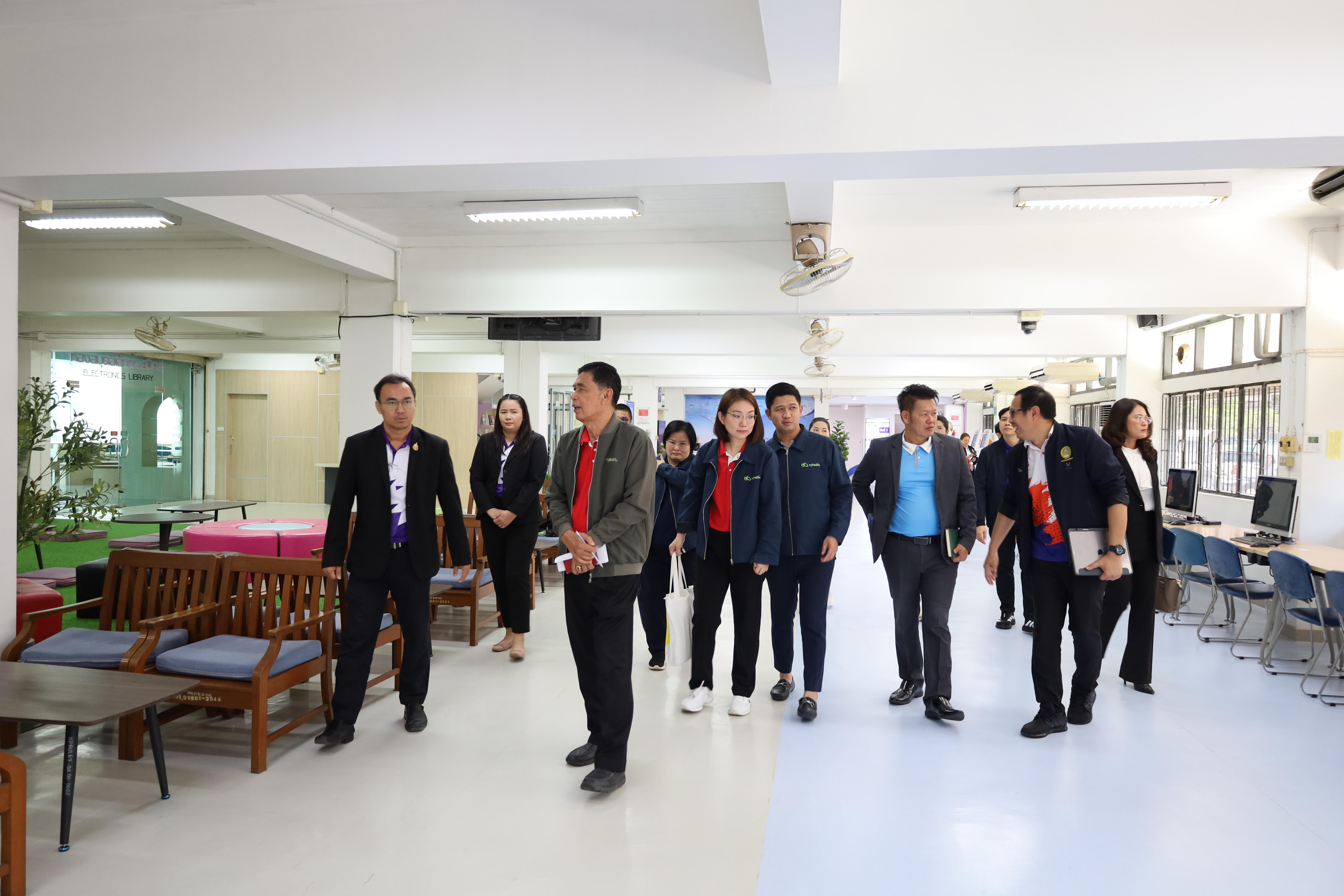 121. ต้อนรับคณะกรรมการกสศ.ในการลงพื้นที่เพื่อเตรียมเป็นสถานศึกษาโครงการครูรัก(ษ์)ถิ่น