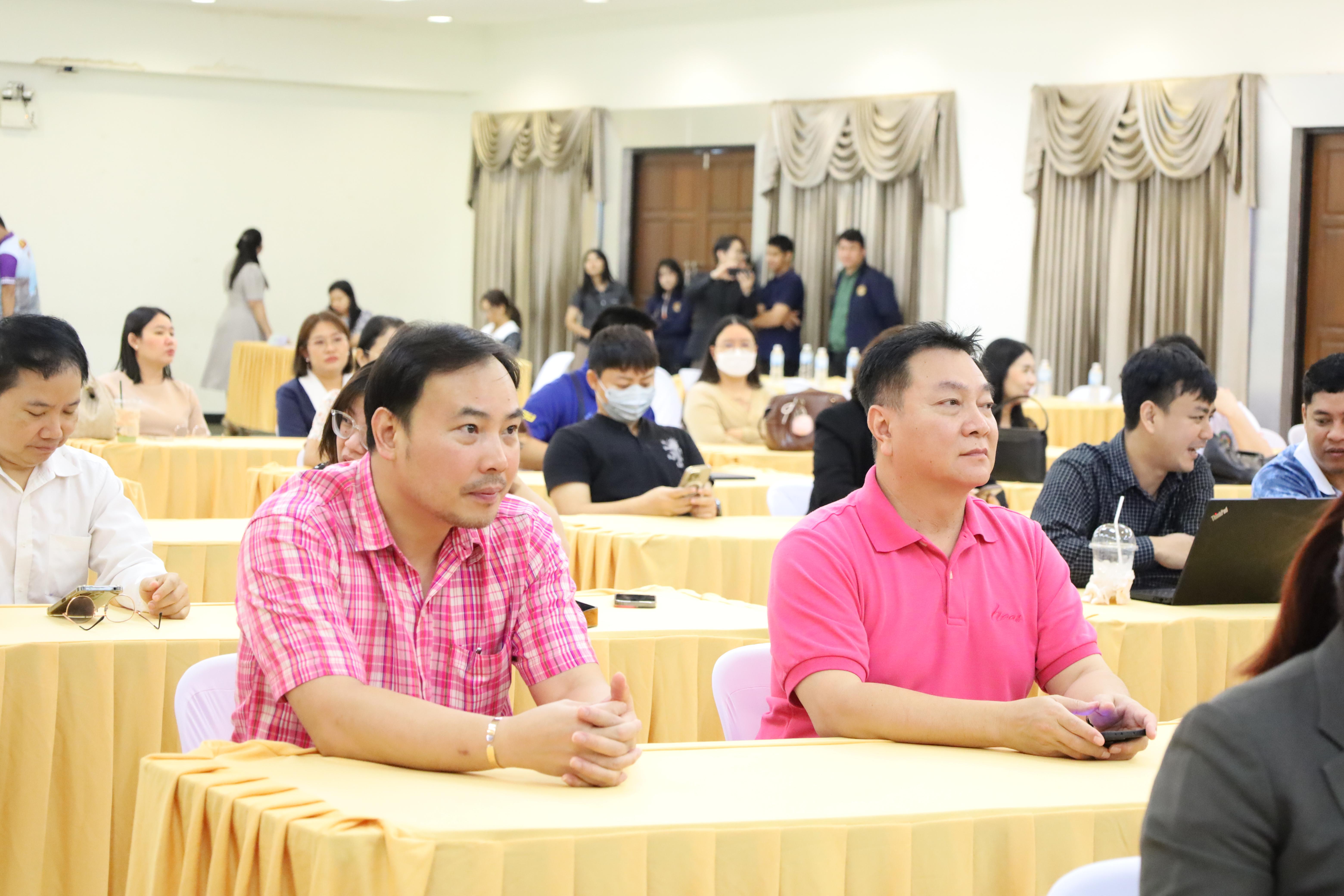 24. การประชุมผู้บริหารมหาวิทยาลัยพบบุคลากรคณะครุศาสตร์