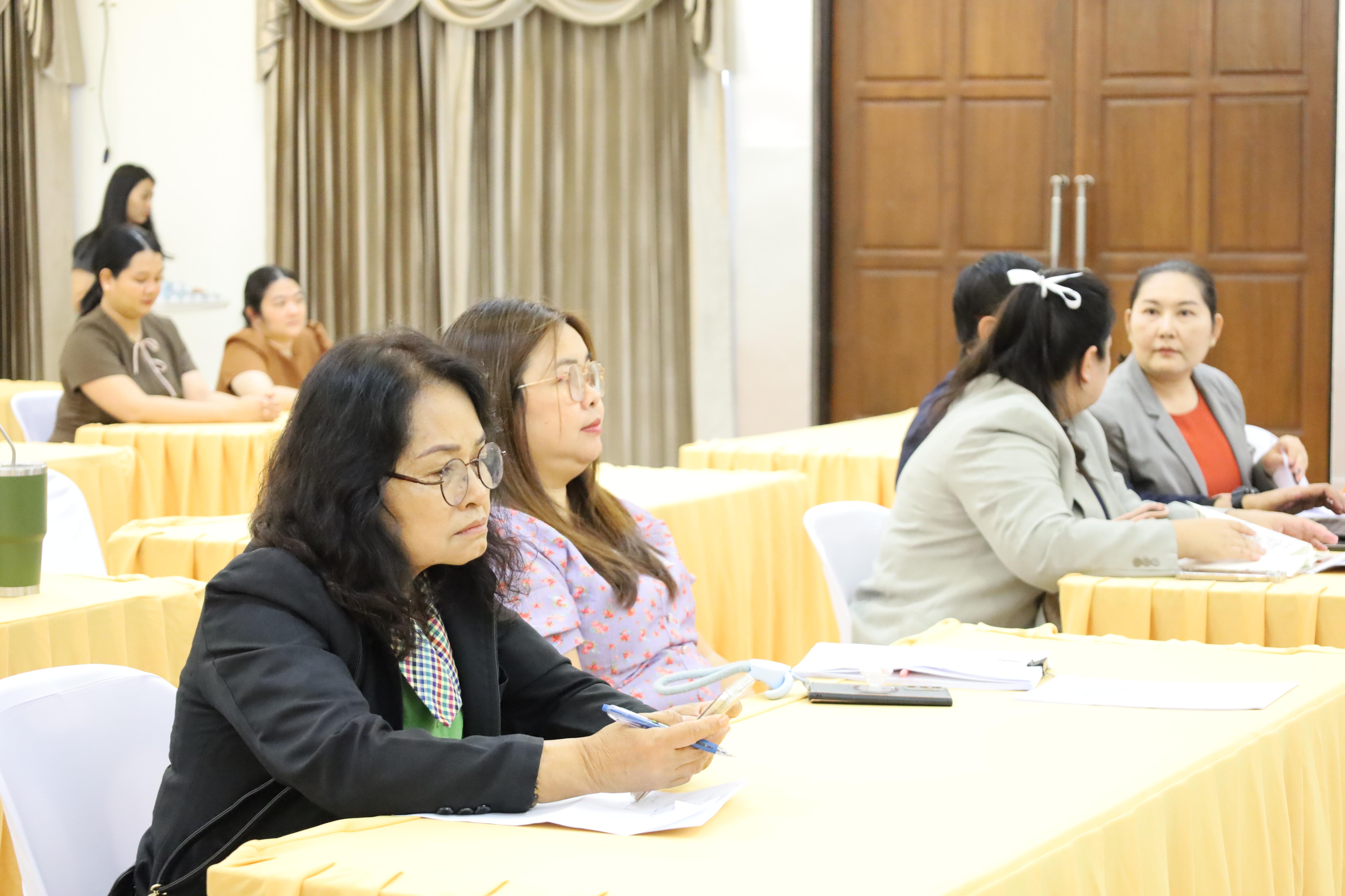 57. การประชุมผู้บริหารมหาวิทยาลัยพบบุคลากรคณะครุศาสตร์