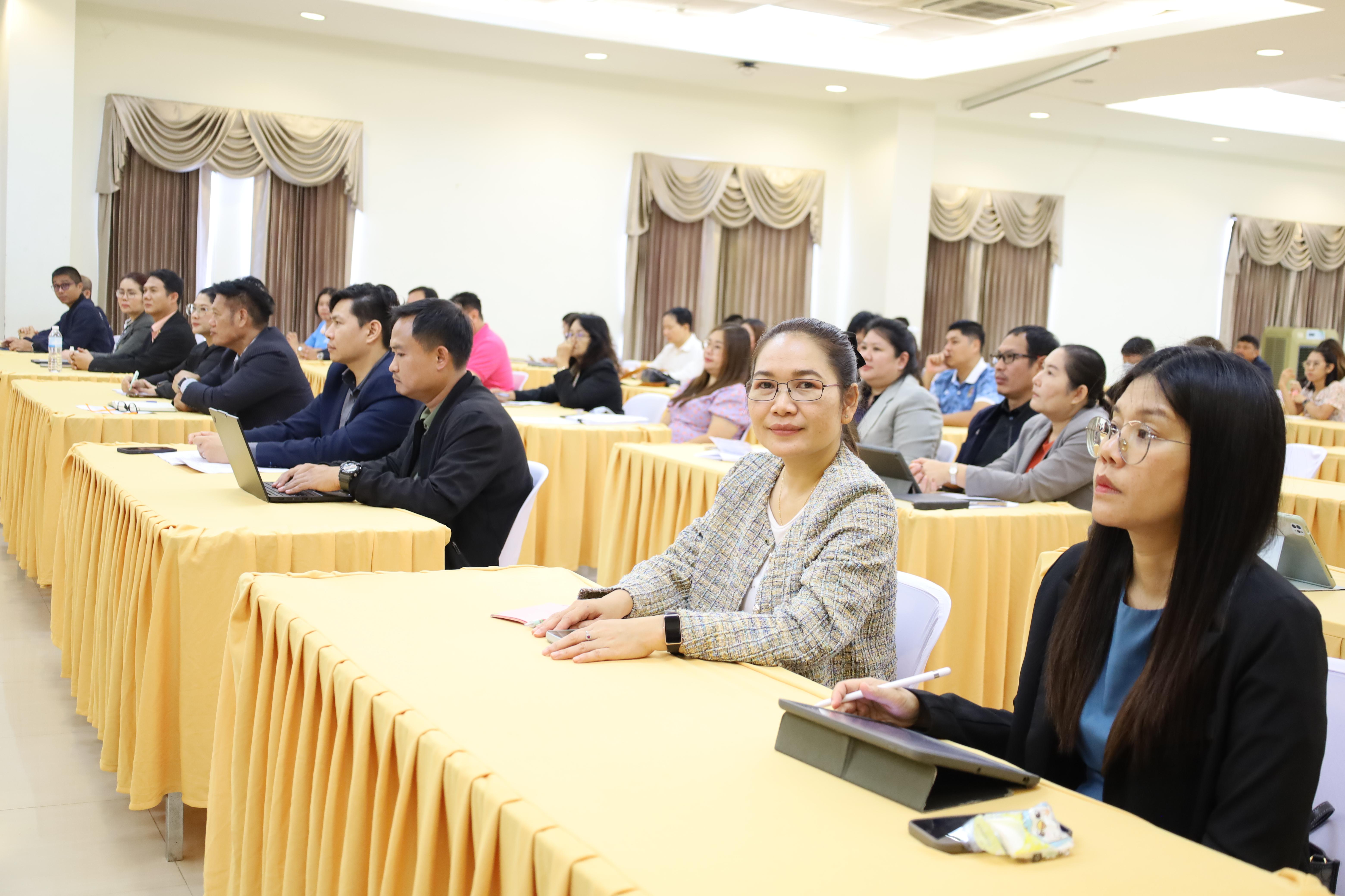 63. การประชุมผู้บริหารมหาวิทยาลัยพบบุคลากรคณะครุศาสตร์