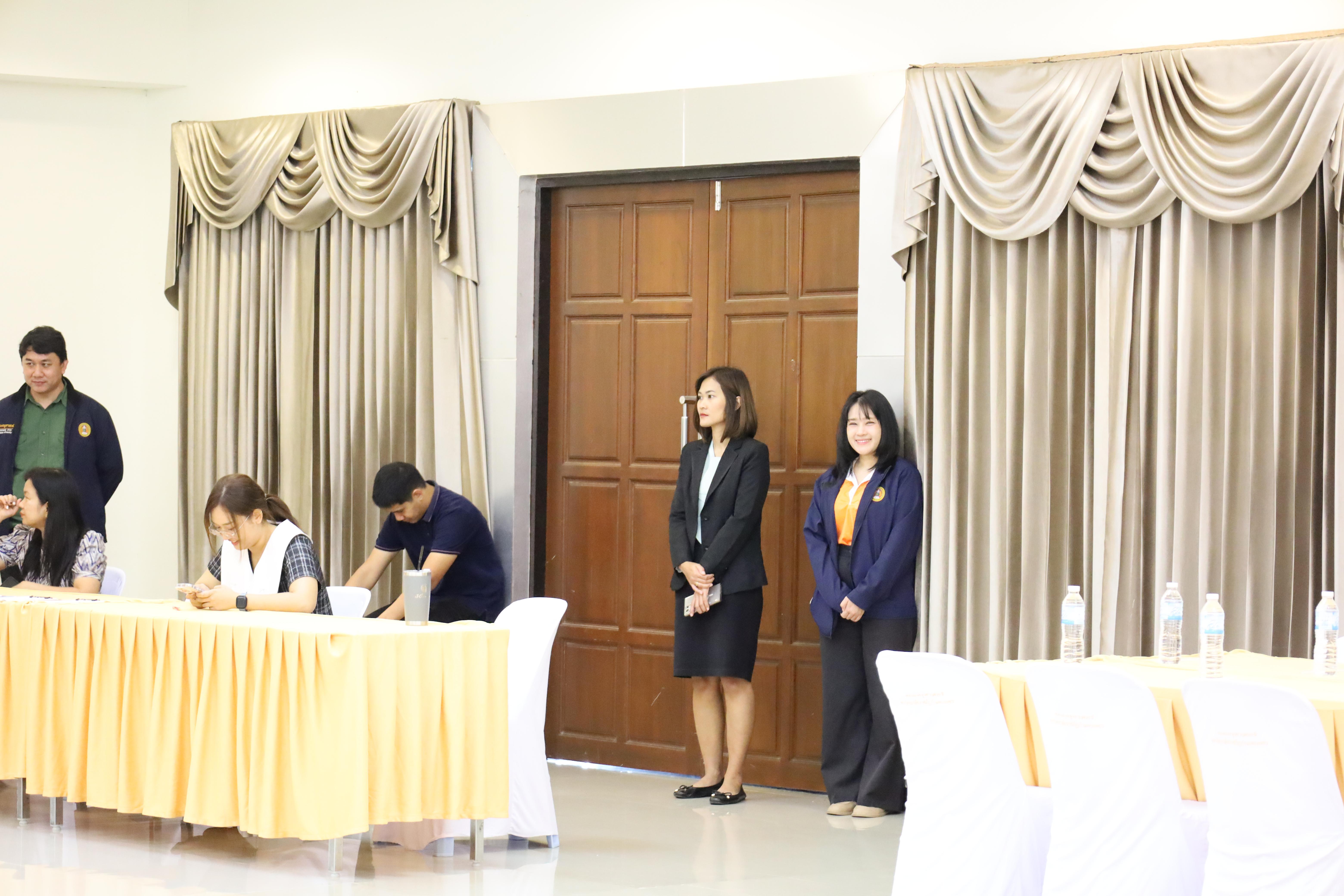 72. การประชุมผู้บริหารมหาวิทยาลัยพบบุคลากรคณะครุศาสตร์