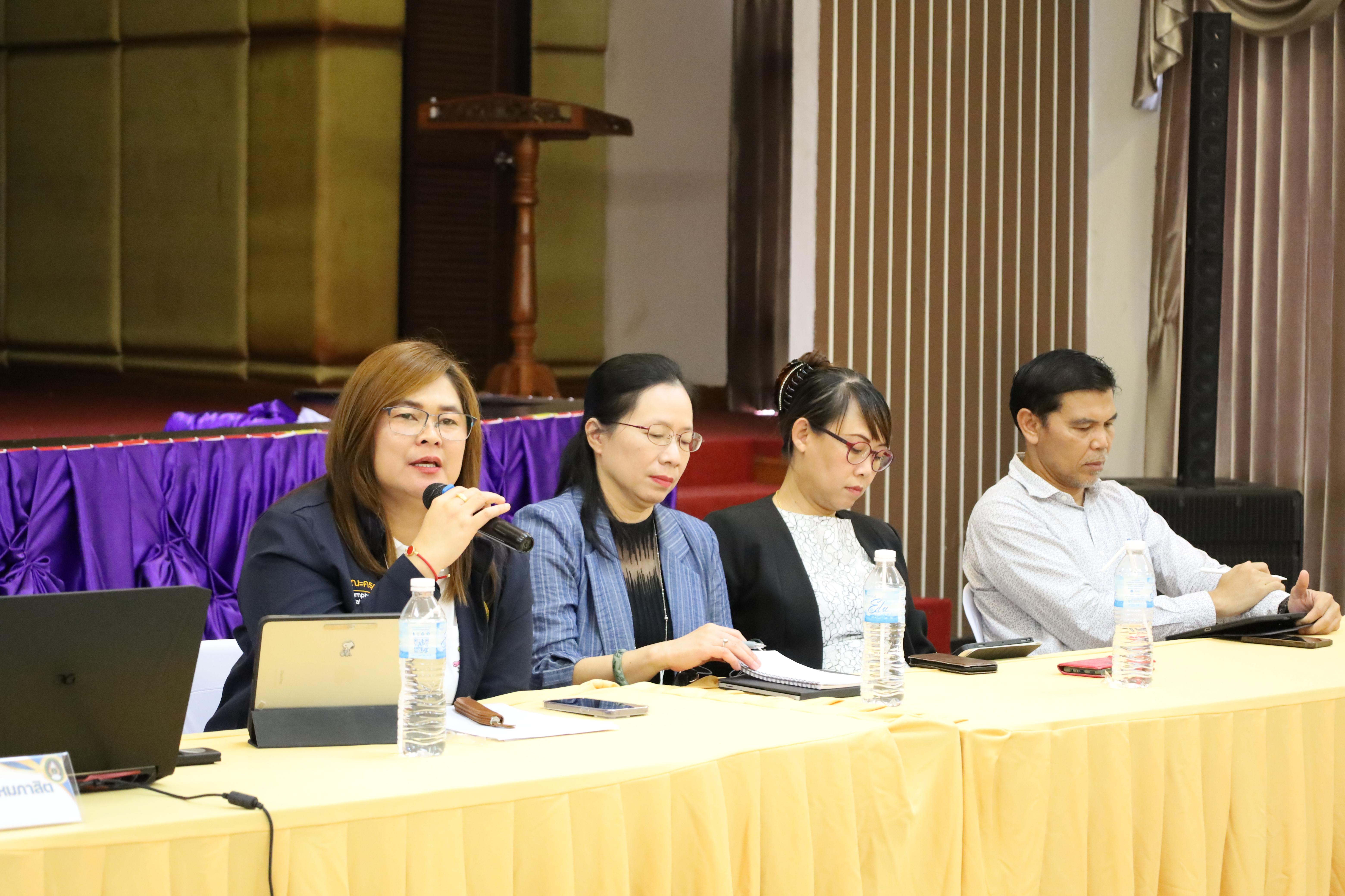 98. การประชุมผู้บริหารมหาวิทยาลัยพบบุคลากรคณะครุศาสตร์