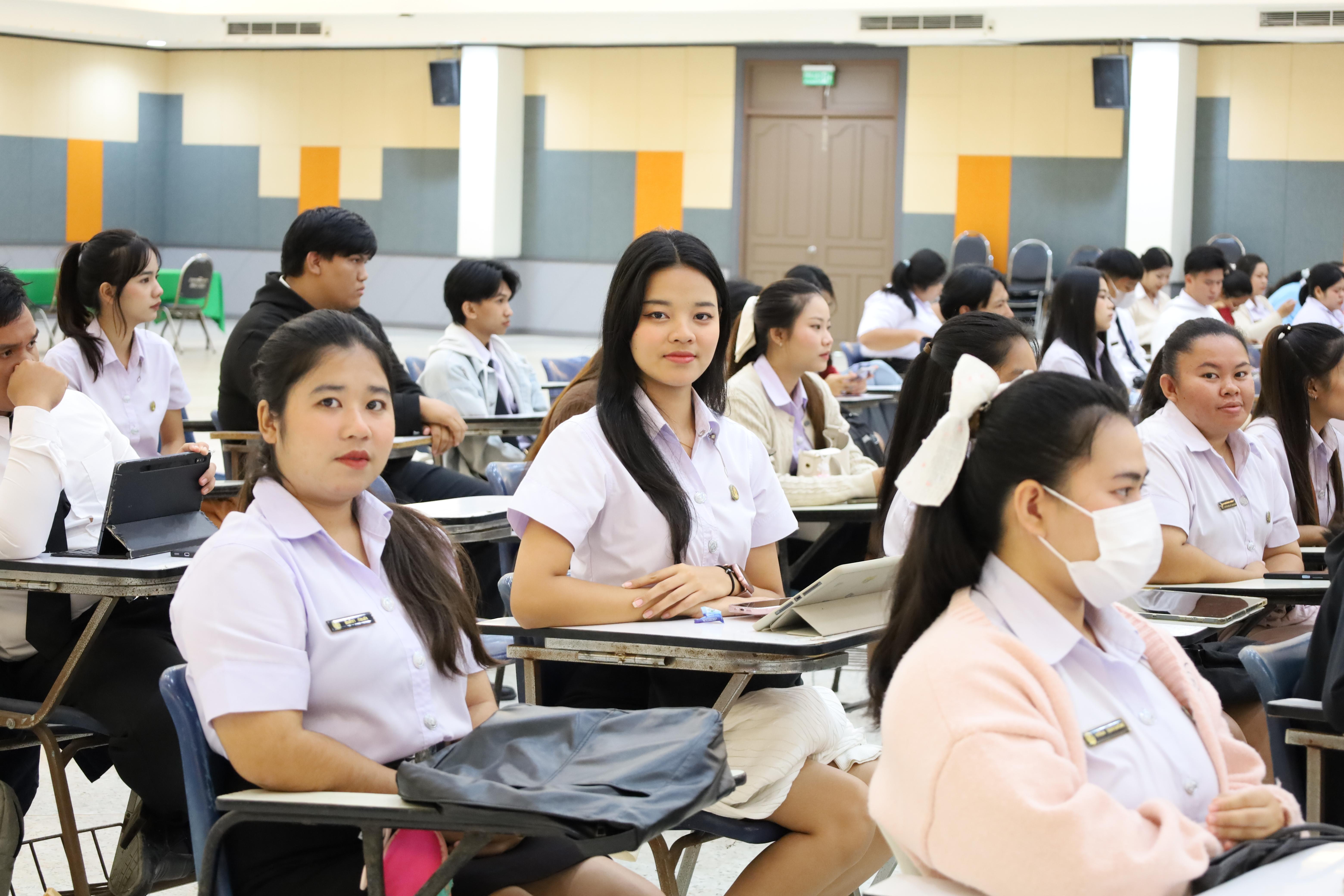 46. กิจกรรมปฐมนิเทศนักศึกษาก่อนออกฝึกประสบการณ์วิชาชีพครู 2