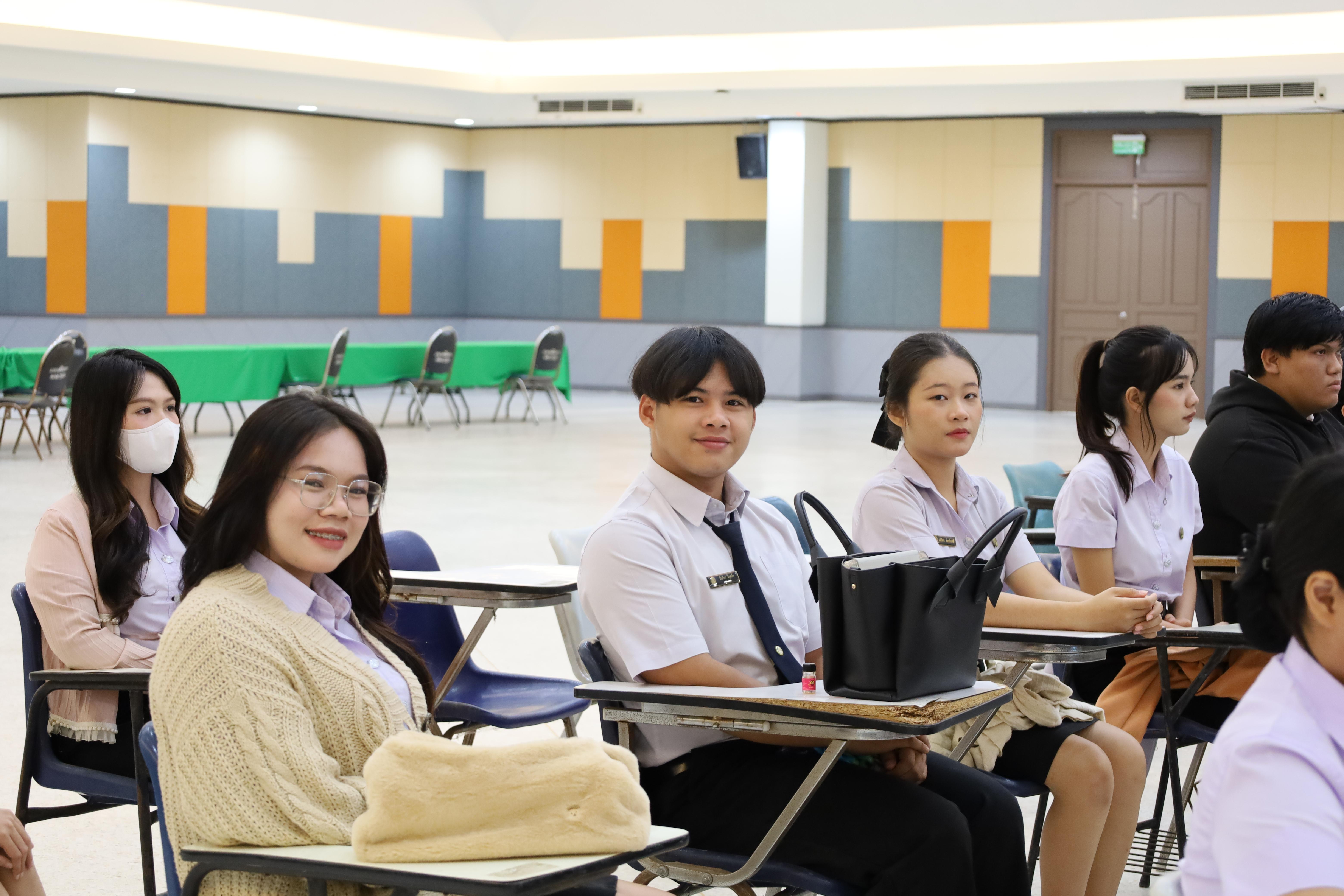 49. กิจกรรมปฐมนิเทศนักศึกษาก่อนออกฝึกประสบการณ์วิชาชีพครู 2