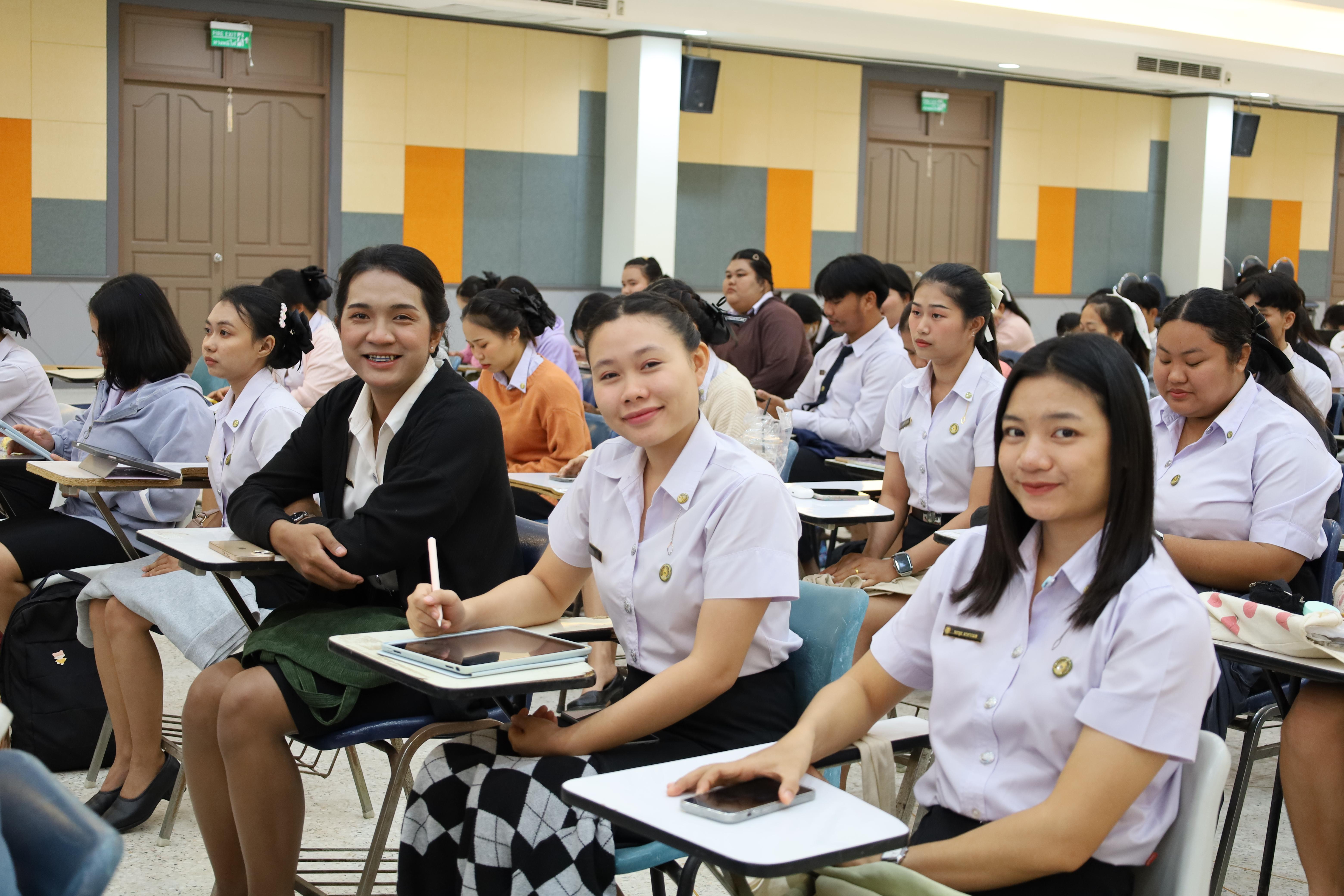 89. กิจกรรมปฐมนิเทศนักศึกษาก่อนออกฝึกประสบการณ์วิชาชีพครู 2