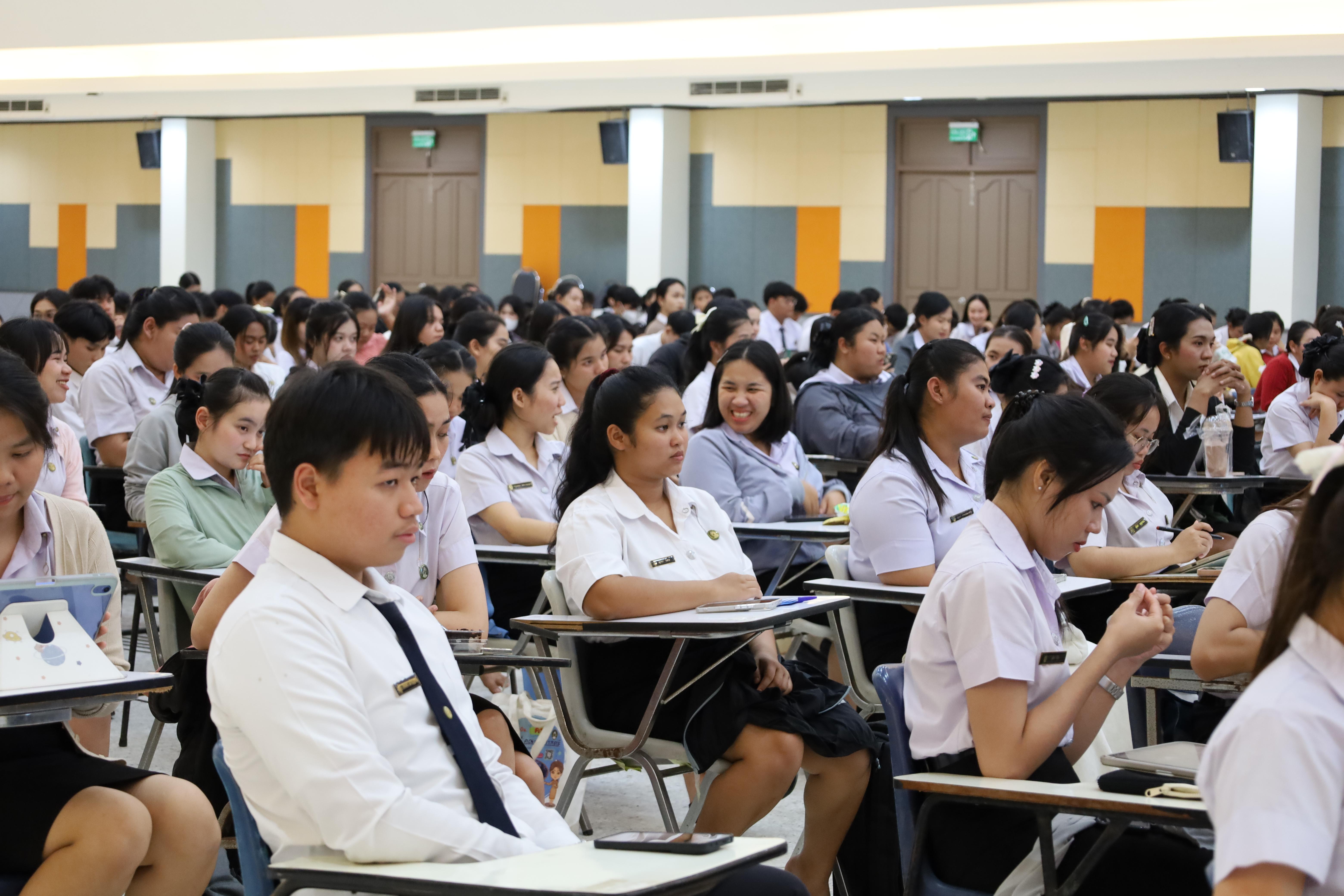 138. กิจกรรมปฐมนิเทศนักศึกษาก่อนออกฝึกประสบการณ์วิชาชีพครู 2