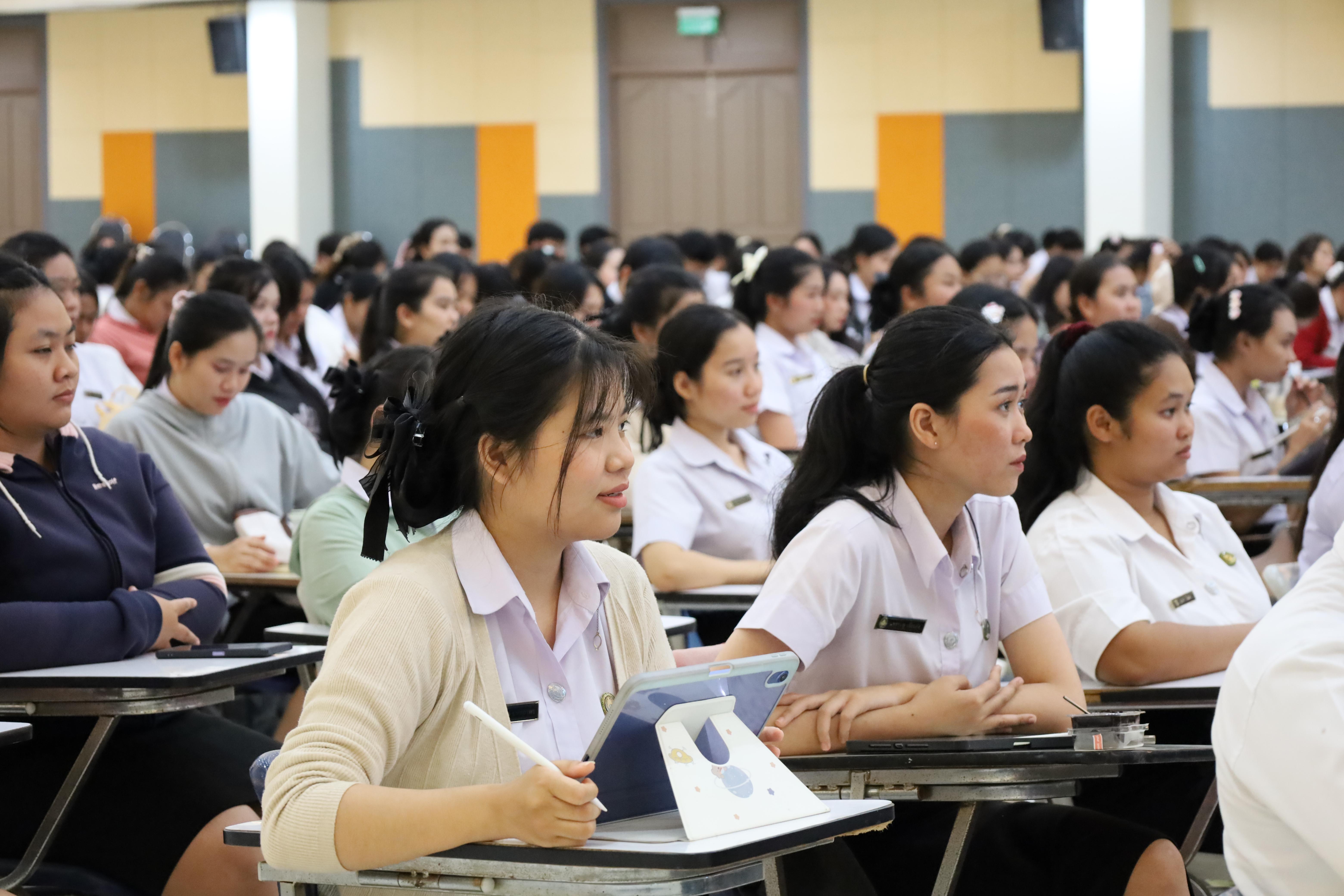 140. กิจกรรมปฐมนิเทศนักศึกษาก่อนออกฝึกประสบการณ์วิชาชีพครู 2