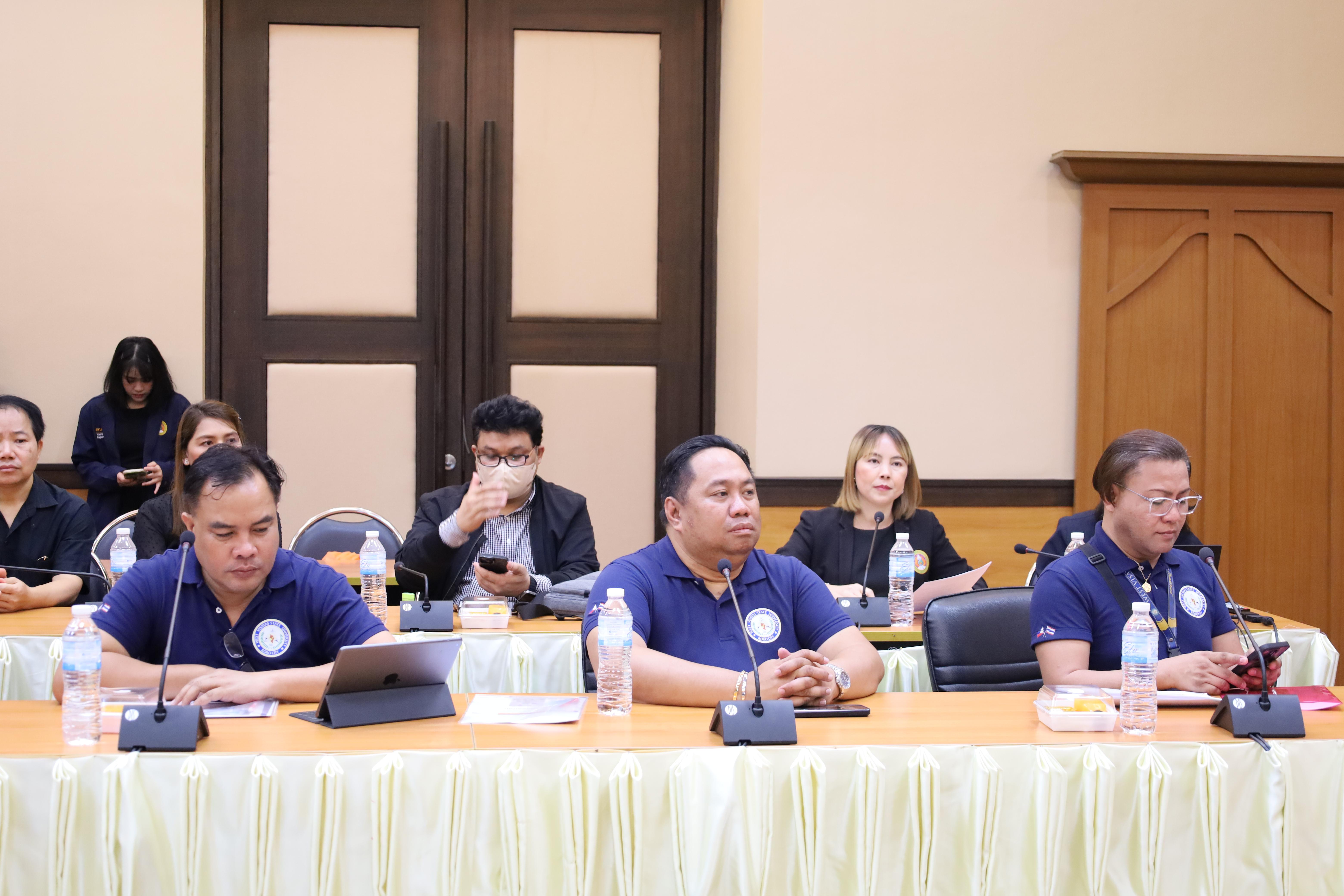 4. กิจกรรมแลกเปลี่ยนวัฒนธรรมเพื่อกำรเรียนรู้สำหรับคณาจารย์และนักศึกษาระดับบัณฑิตศึกษา คณะครุศาสตร์ ความร่วมมือกับ West Visayas State University ประจำปีการศึกษา 2568