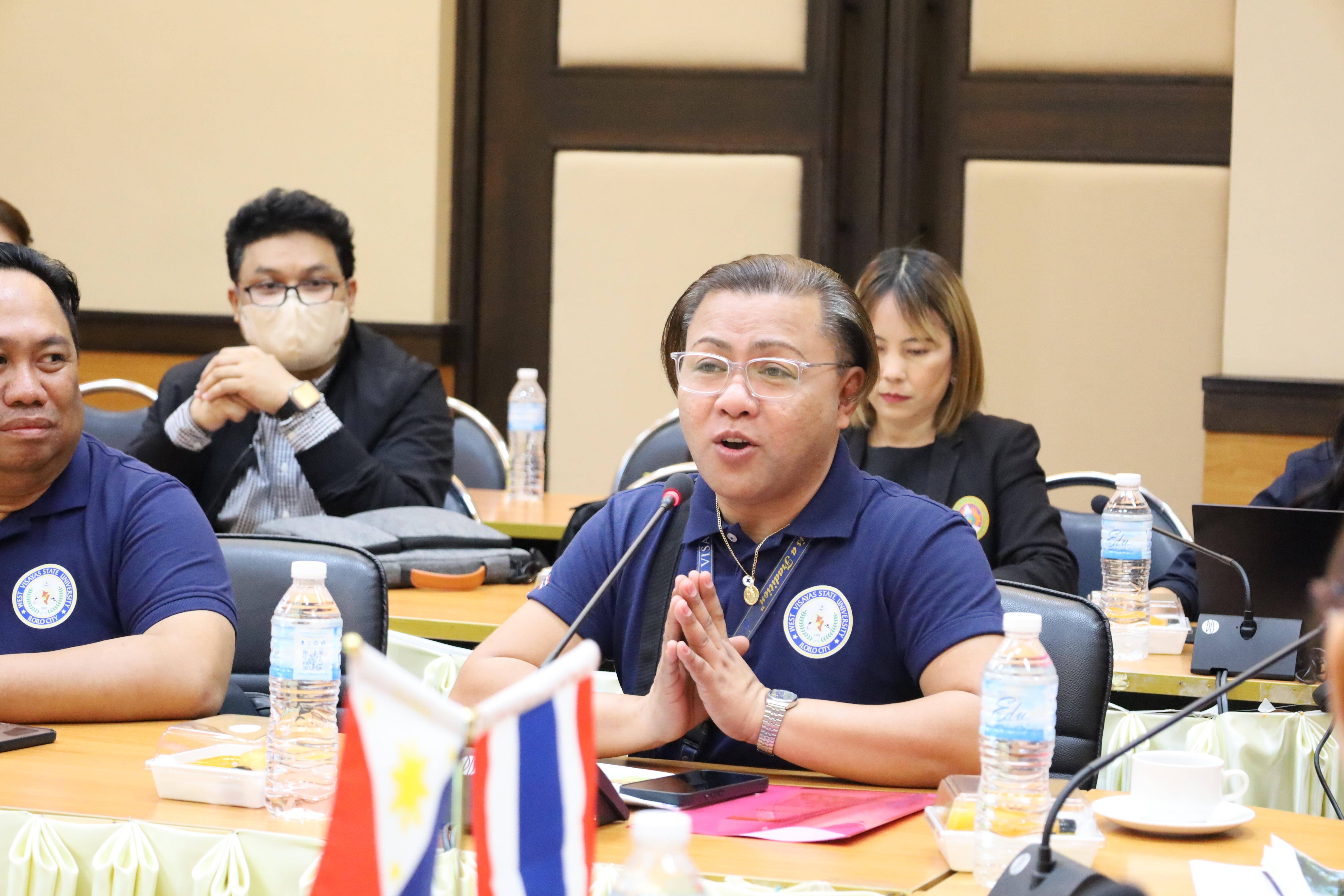 28. กิจกรรมแลกเปลี่ยนวัฒนธรรมเพื่อกำรเรียนรู้สำหรับคณาจารย์และนักศึกษาระดับบัณฑิตศึกษา คณะครุศาสตร์ ความร่วมมือกับ West Visayas State University ประจำปีการศึกษา 2568